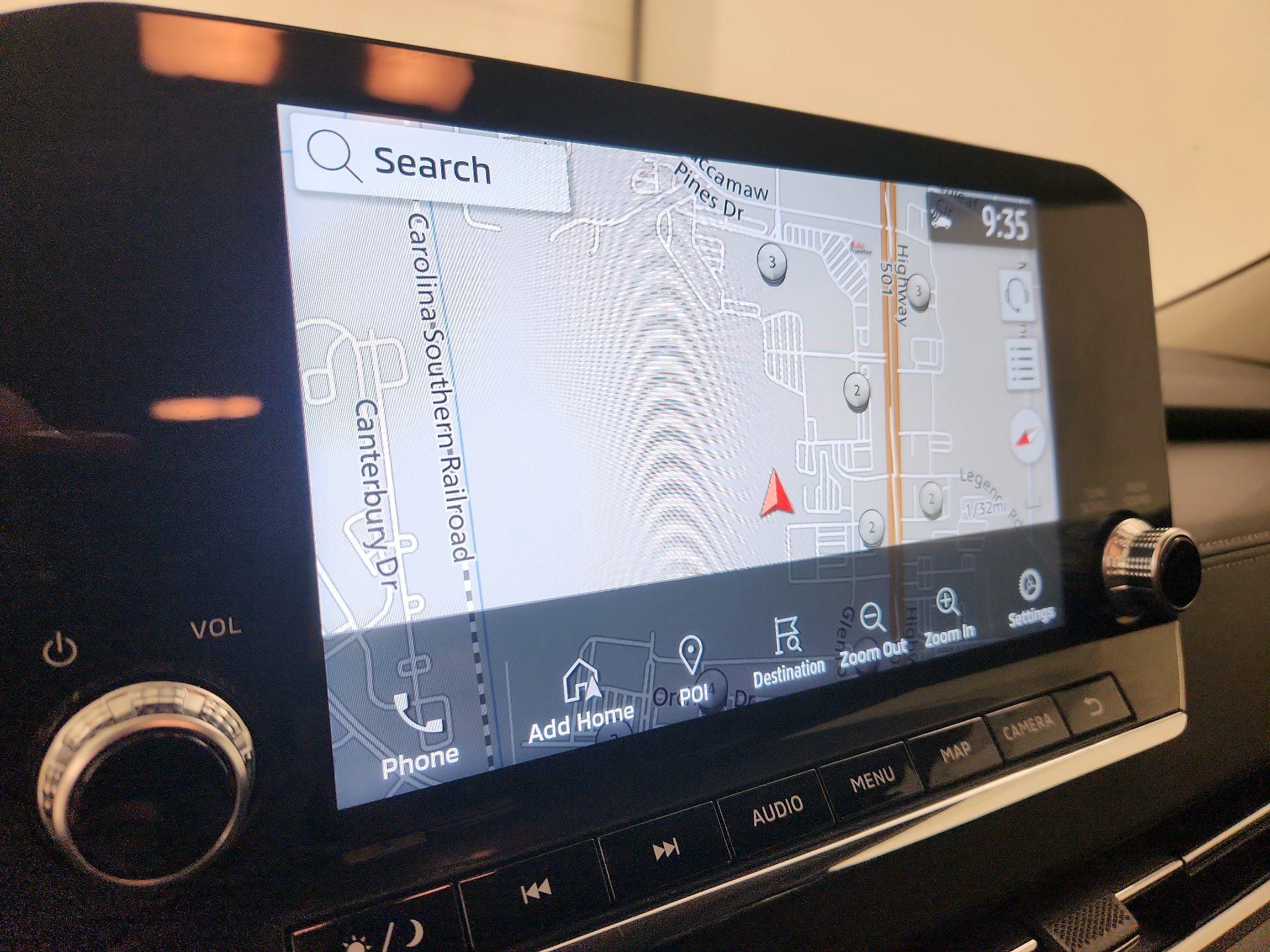 Thumbnail: 2023 Mitsubishi Outlander - 14