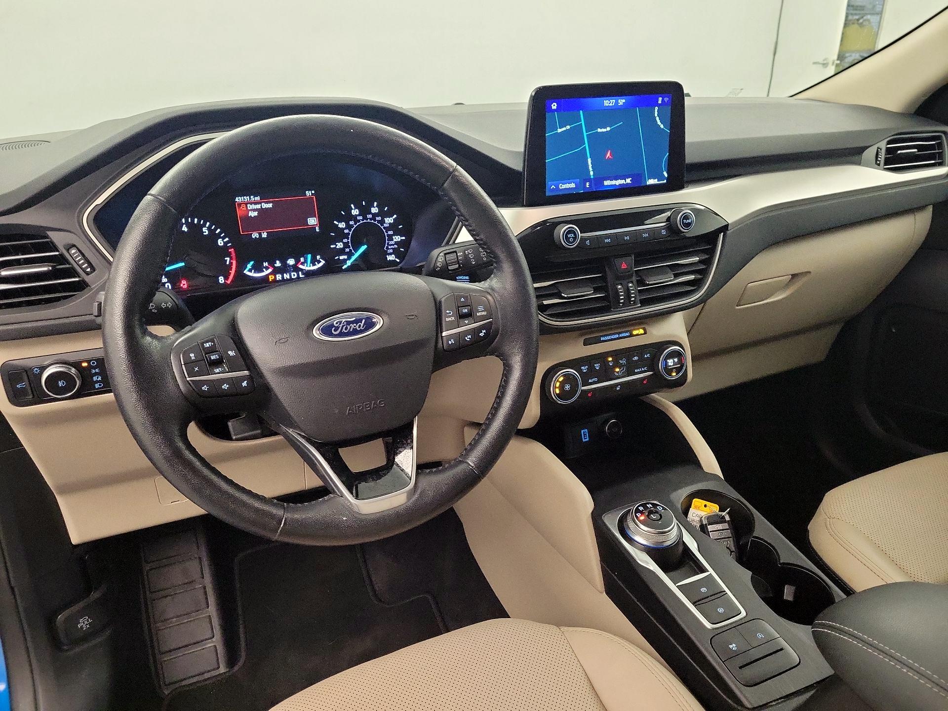 Thumbnail: 2020 Ford Escape - 8