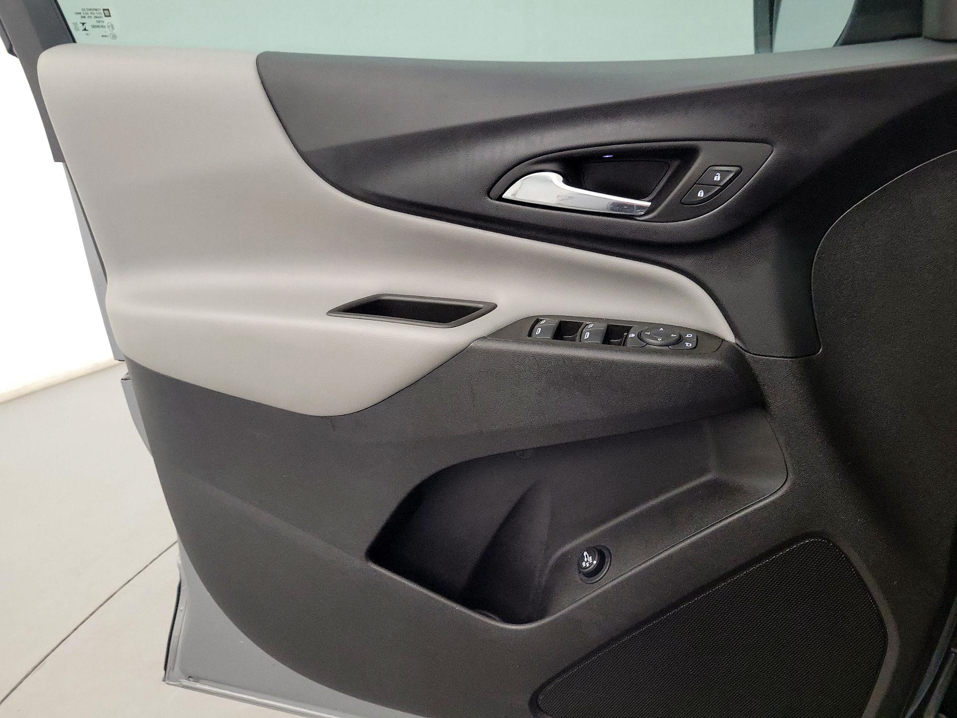 Thumbnail: 2024 Chevrolet Equinox - 10