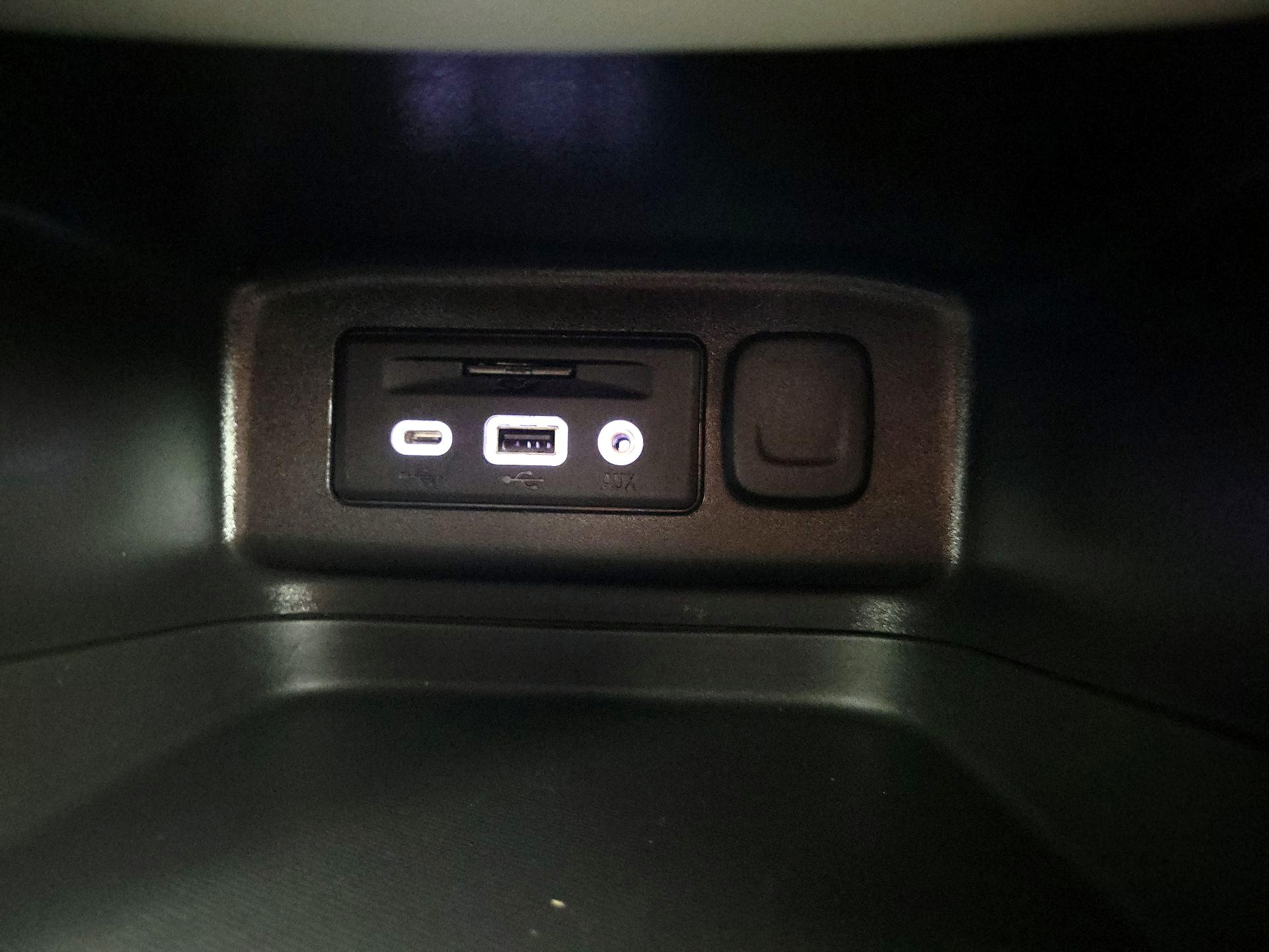 Thumbnail: 2024 Chevrolet Equinox - 16