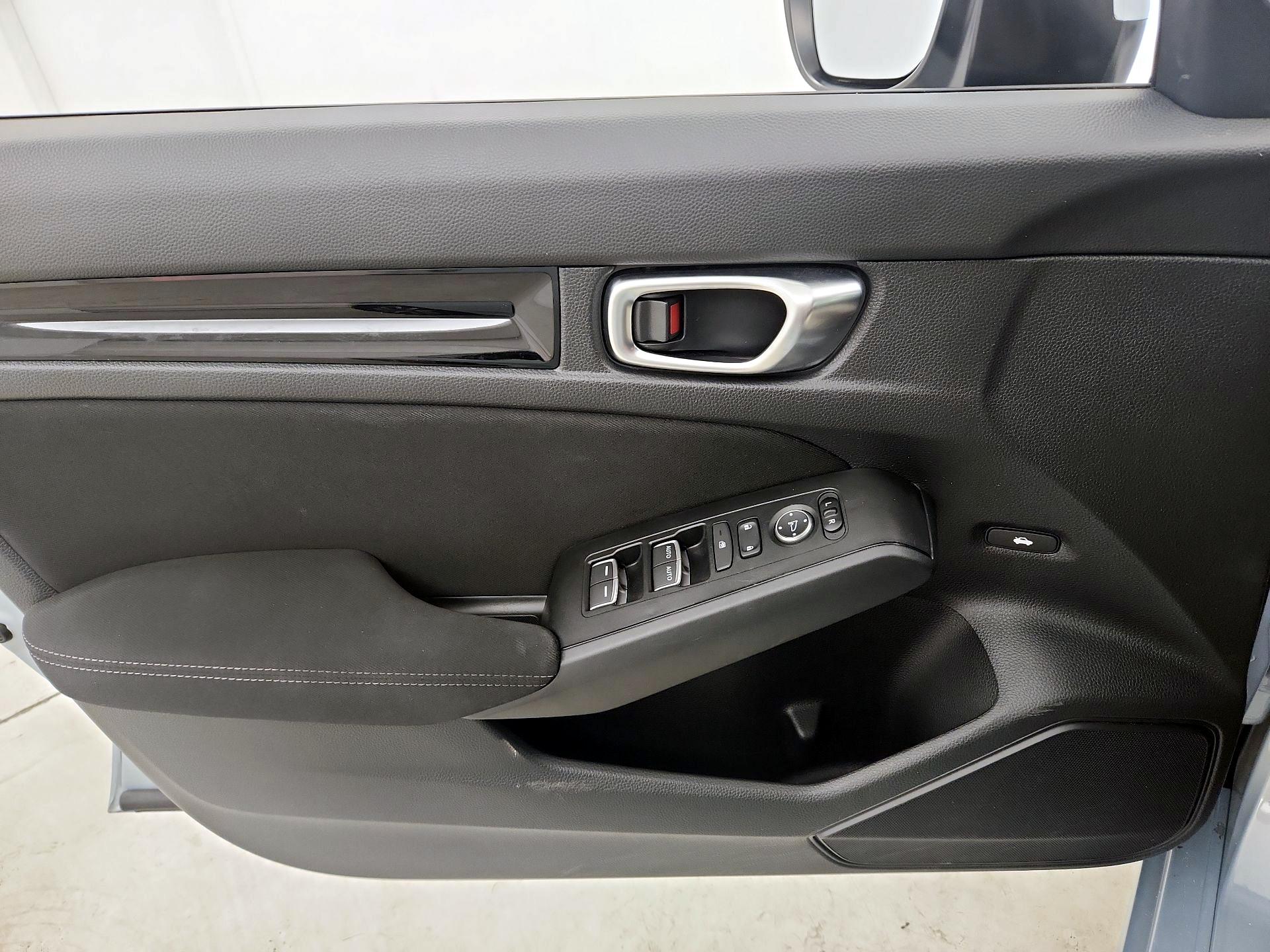 Thumbnail: 2022 Honda Civic - 12