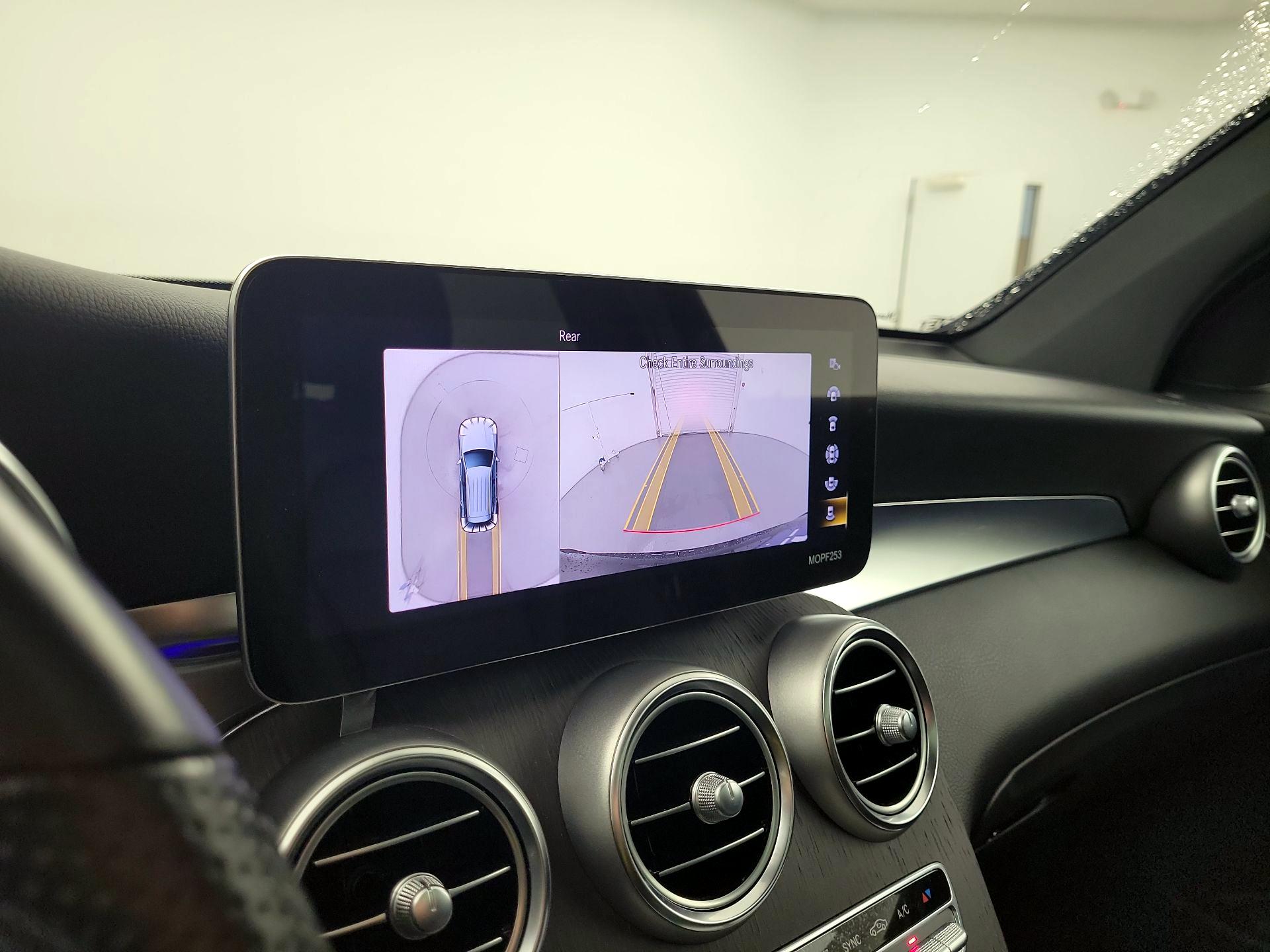 Thumbnail: 2021 Mercedes-Benz GLC - 12