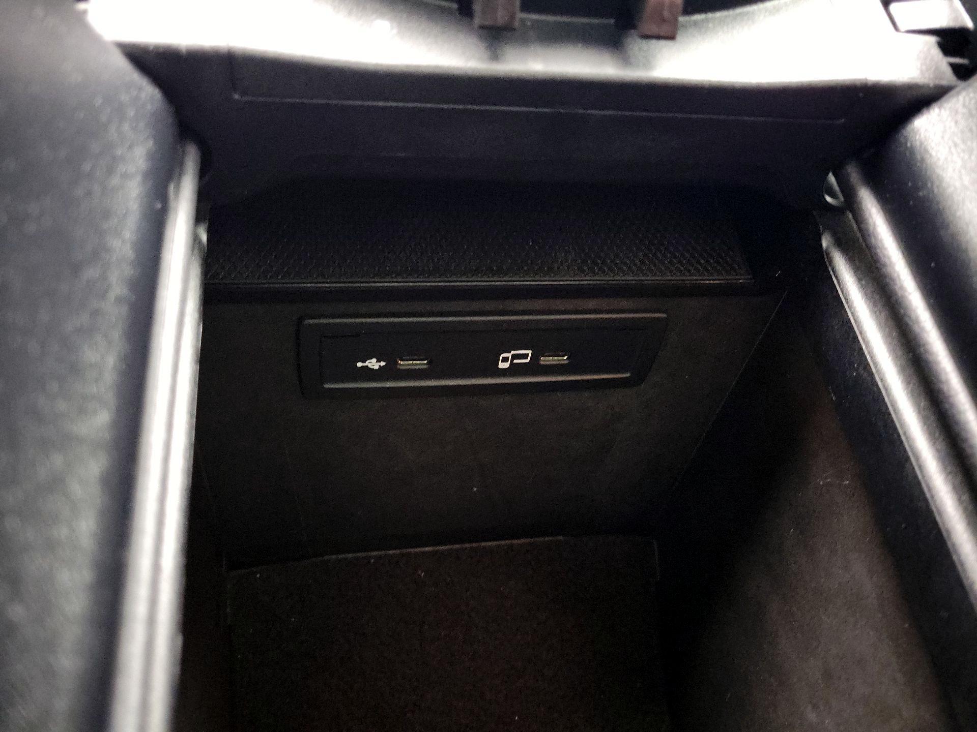 Thumbnail: 2021 Mercedes-Benz GLC - 16