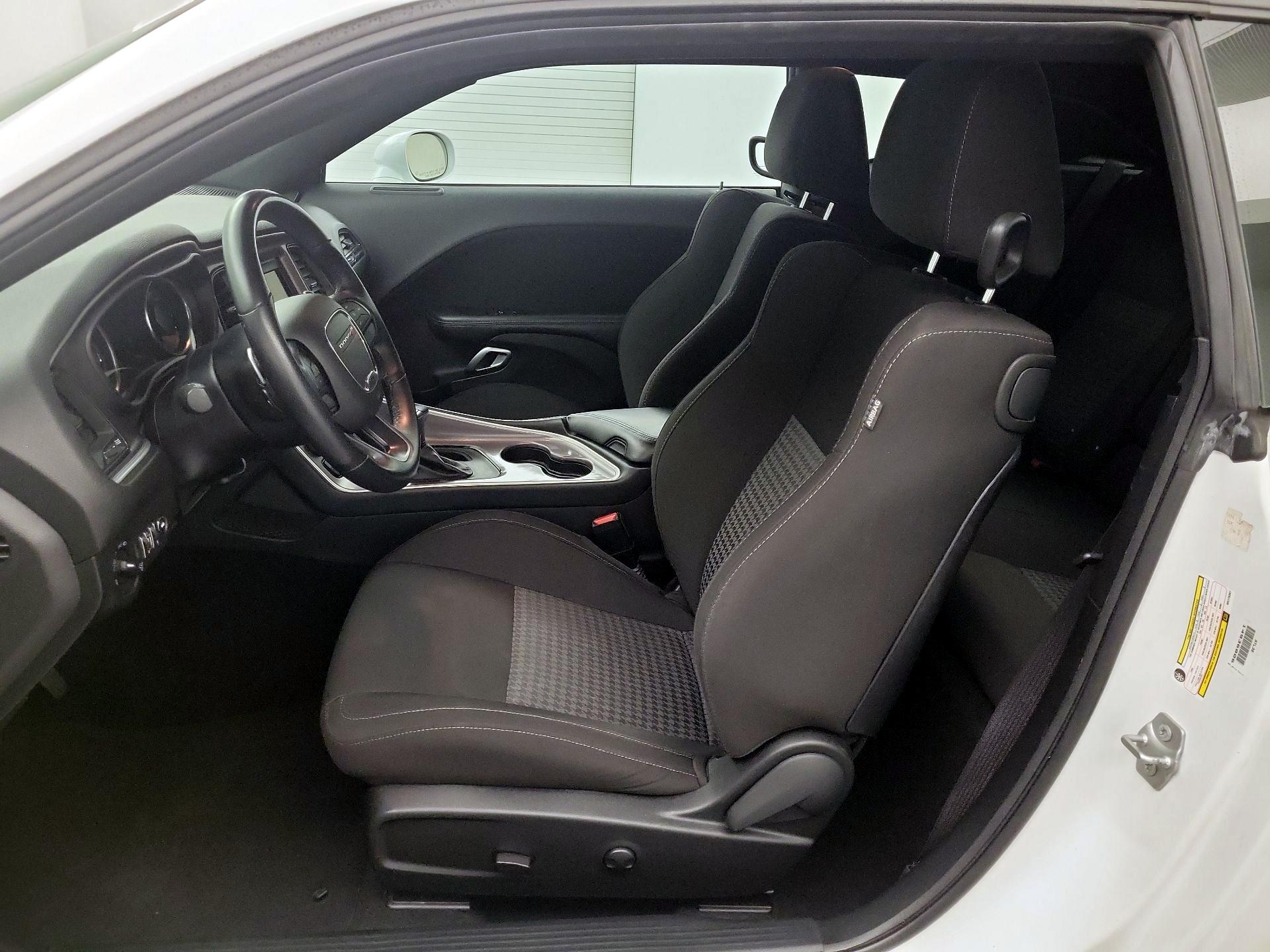 Thumbnail: 2022 Dodge Challenger - 9