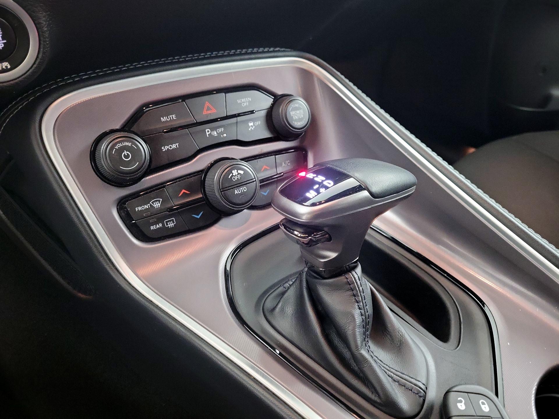 Thumbnail: 2022 Dodge Challenger - 14