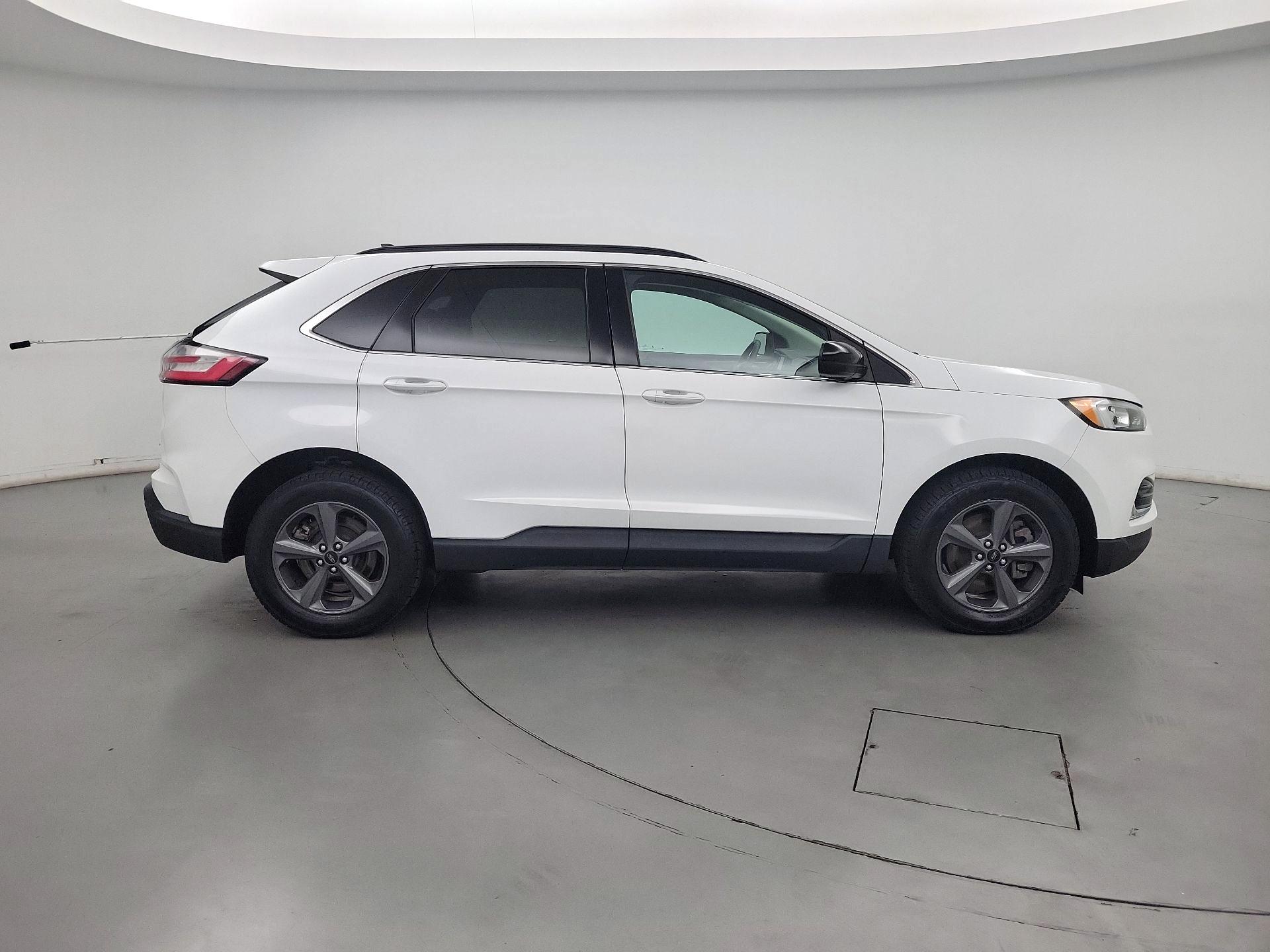Thumbnail: 2022 Ford Edge - 4