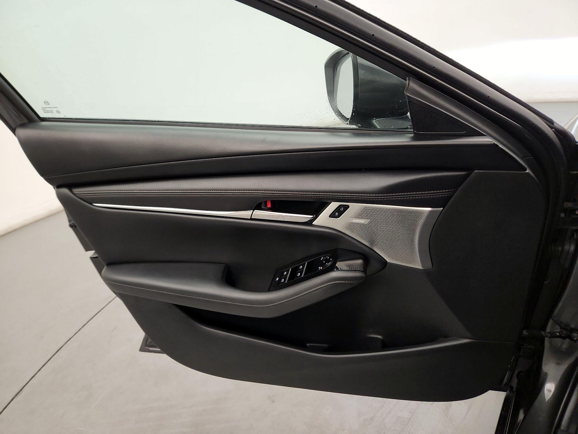 Thumbnail: 2021 Mazda Mazda3 - 10