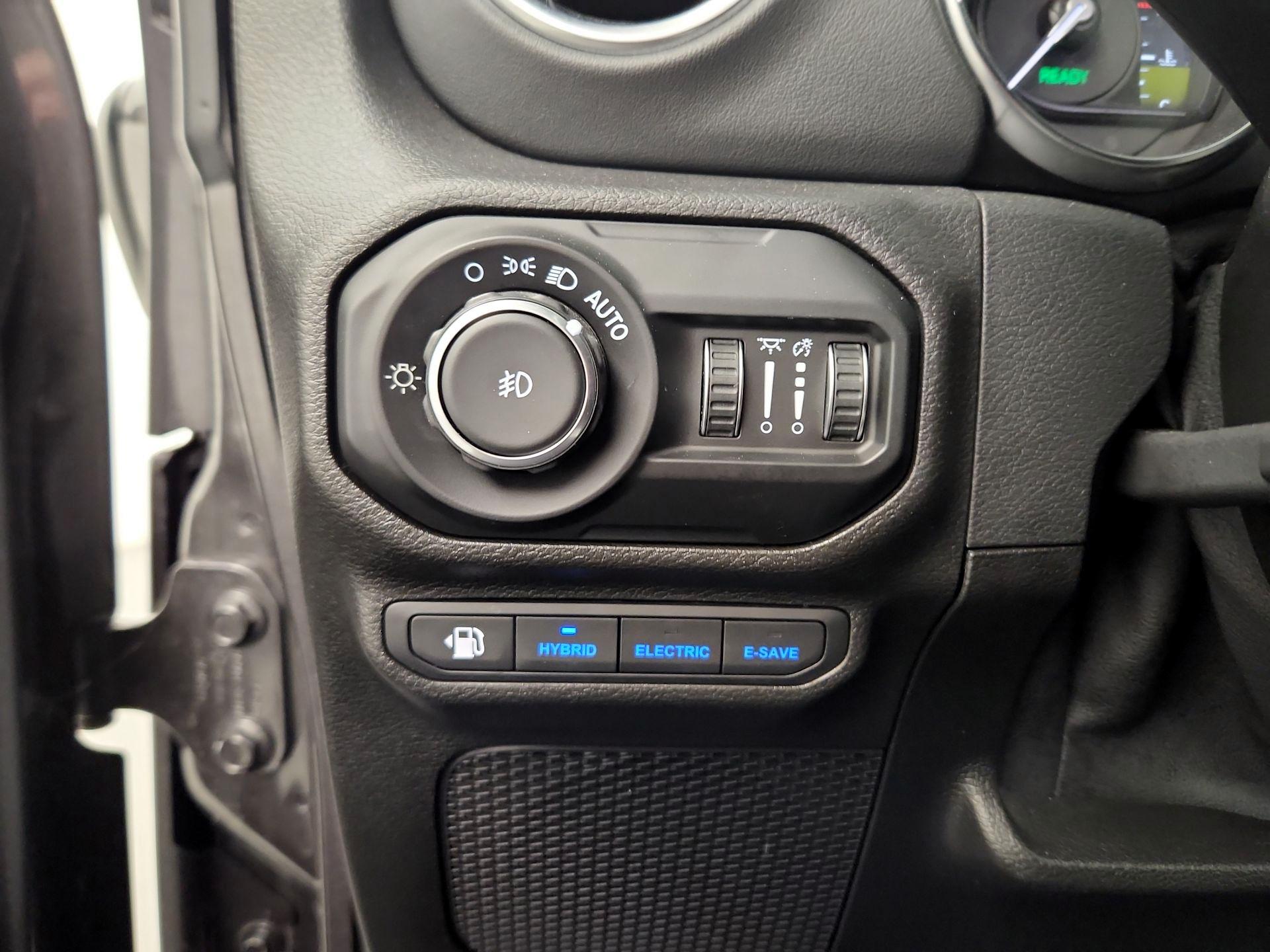 Thumbnail: 2021 Jeep Wrangler - 11