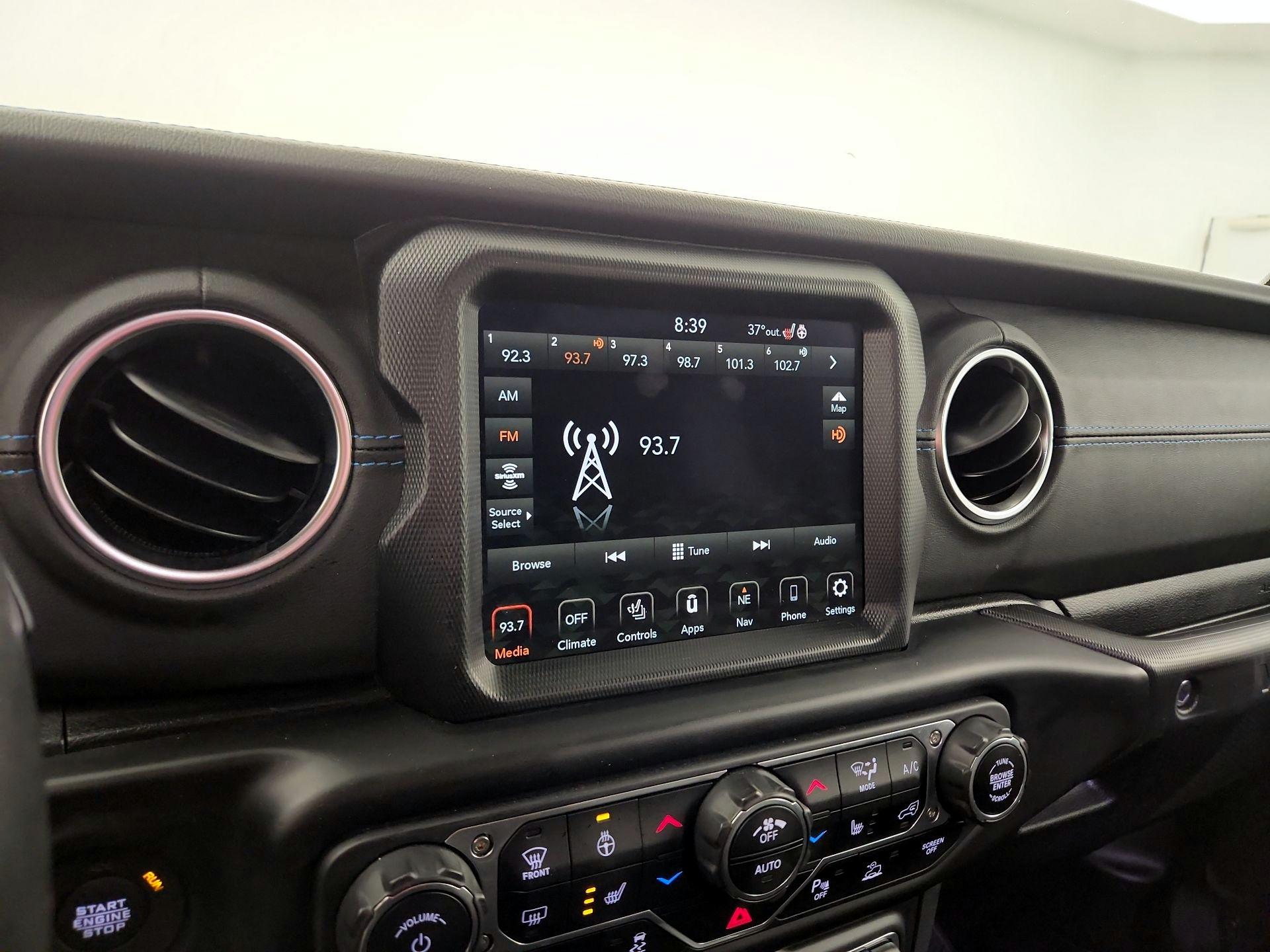 Thumbnail: 2021 Jeep Wrangler - 14