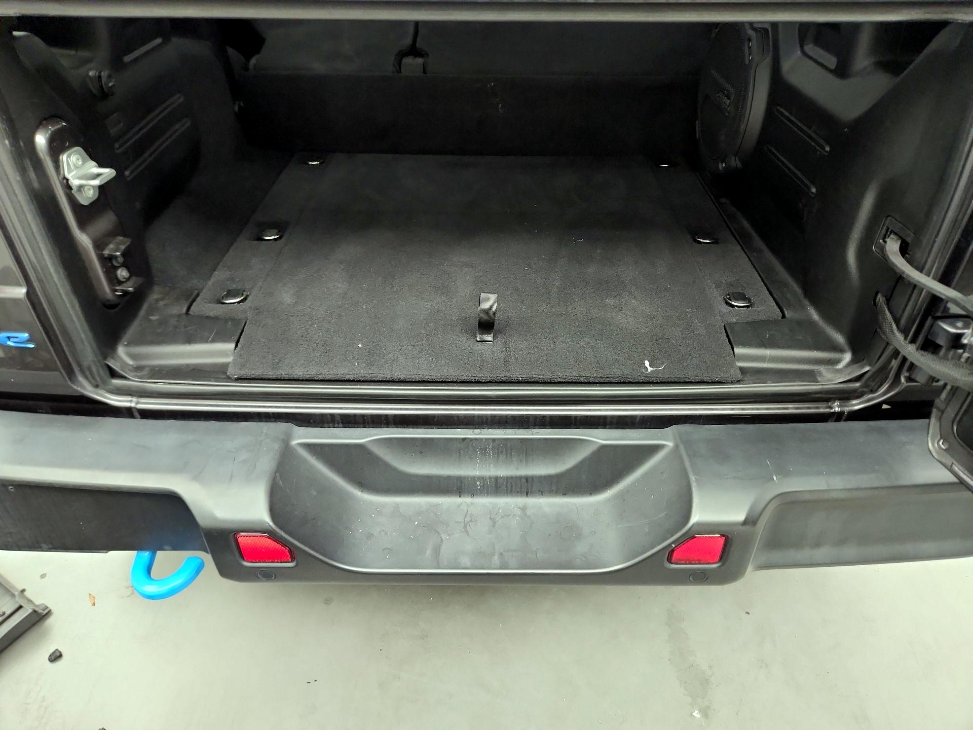 Thumbnail: 2021 Jeep Wrangler - 19