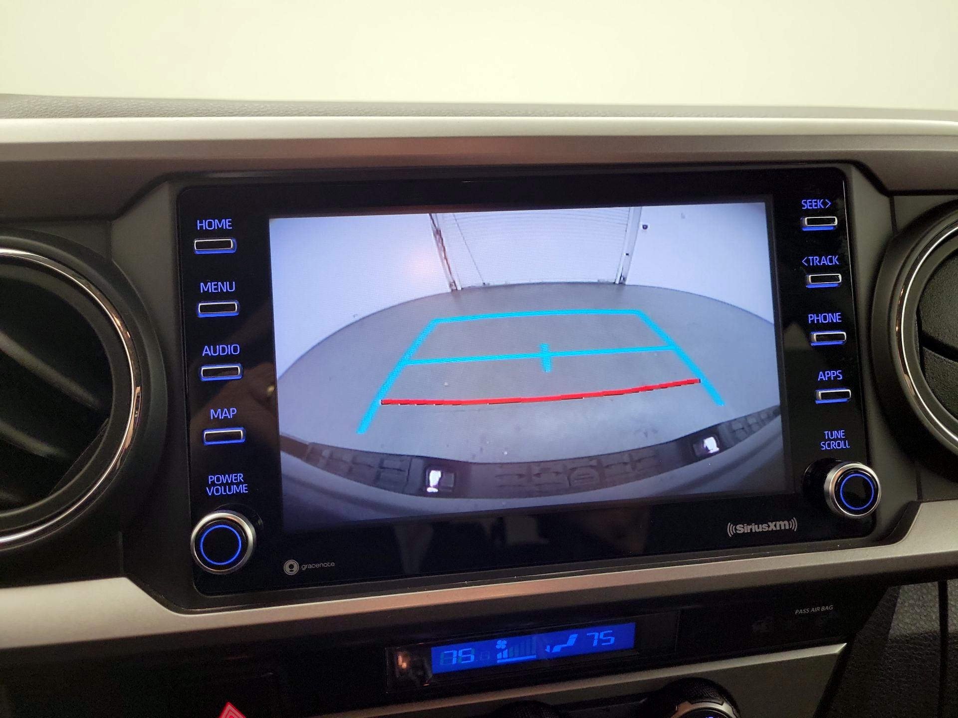 Thumbnail: 2022 Toyota Tacoma - 12