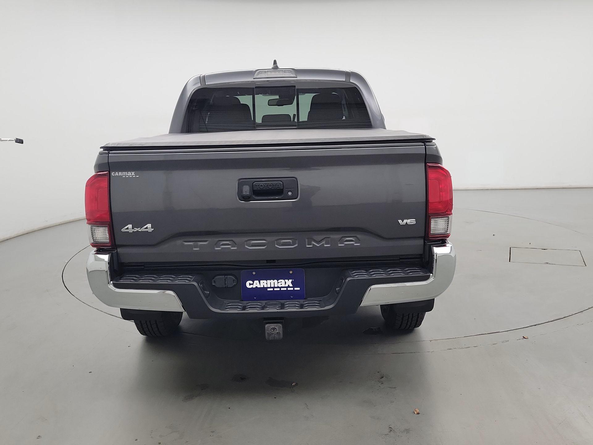 Thumbnail: 2022 Toyota Tacoma - 6