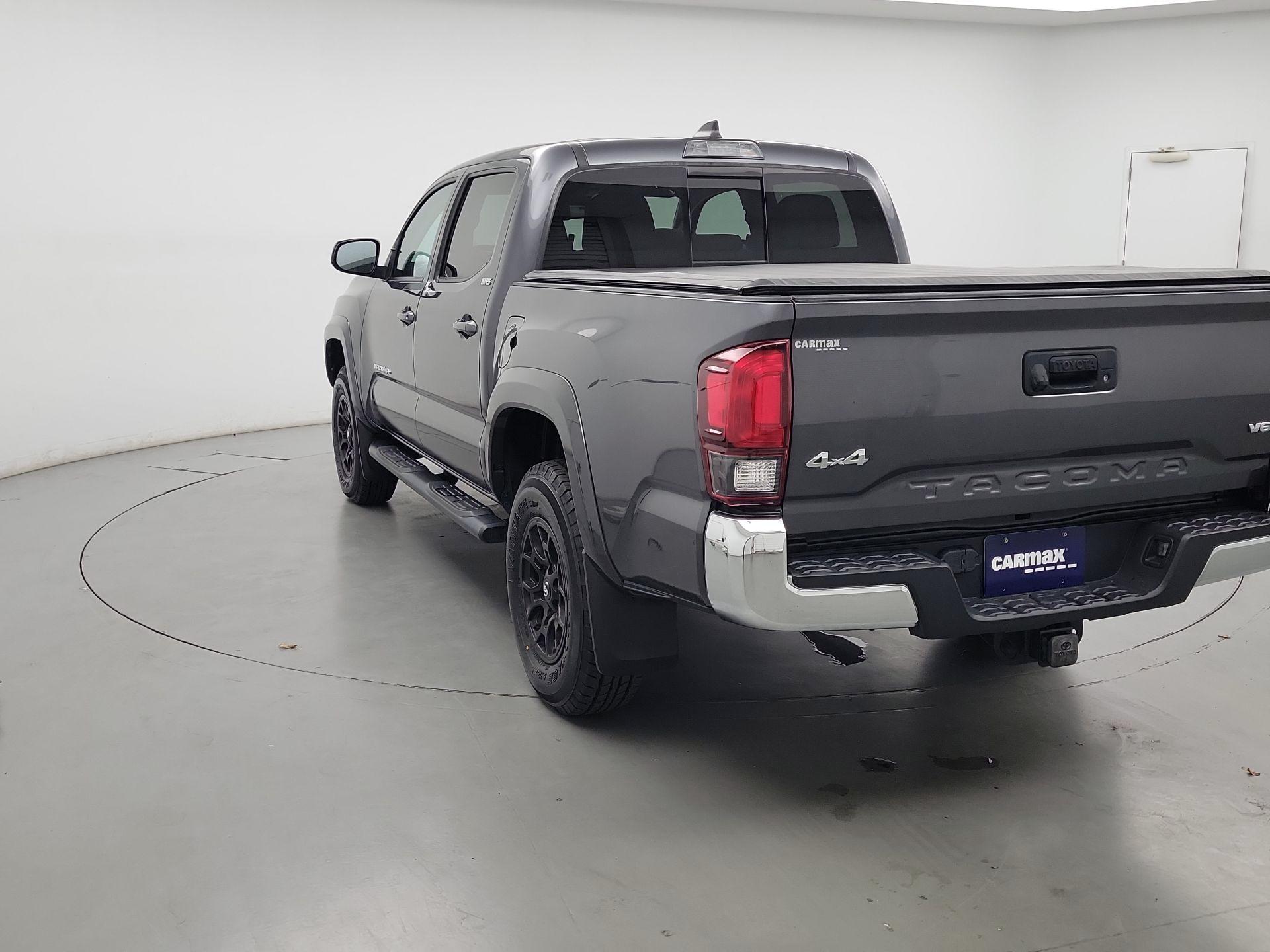 Thumbnail: 2022 Toyota Tacoma - 7