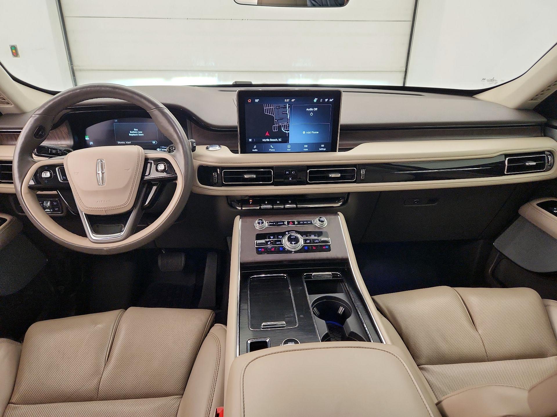 Thumbnail: 2021 Lincoln Aviator - 9