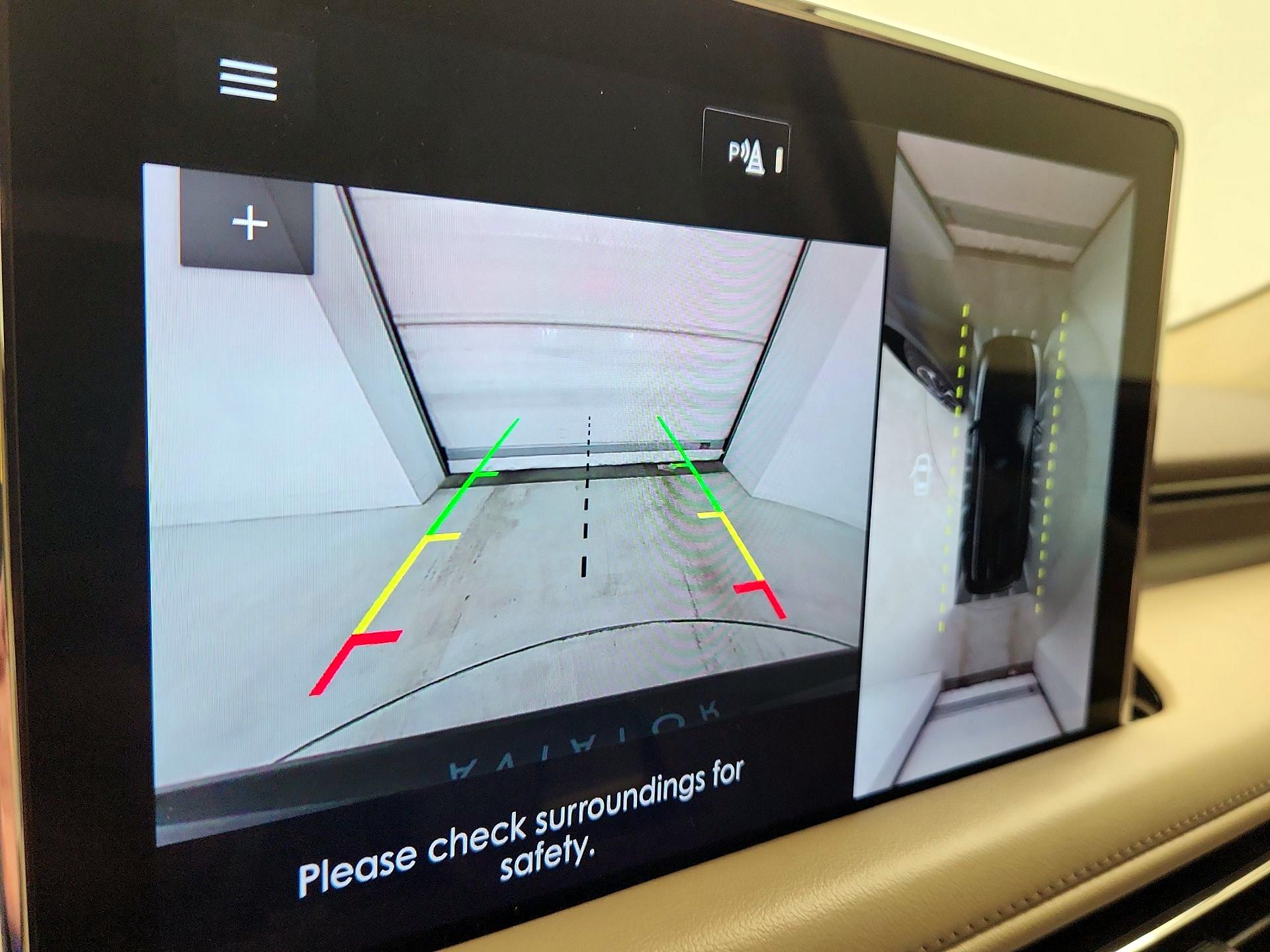 Thumbnail: 2021 Lincoln Aviator - 15