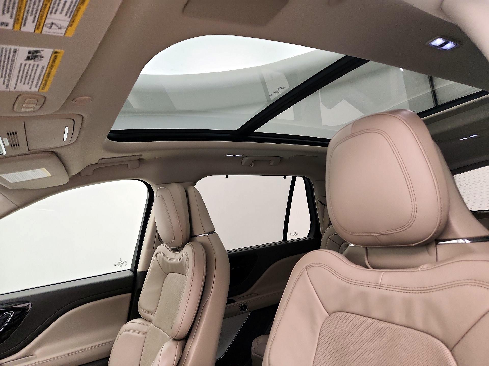 Thumbnail: 2021 Lincoln Aviator - 20