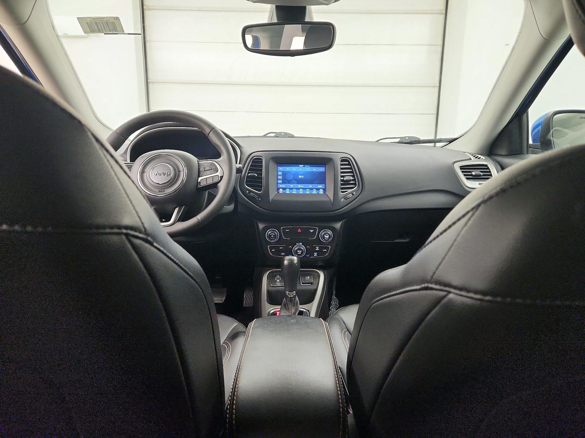 Thumbnail: 2021 Jeep Compass - 9