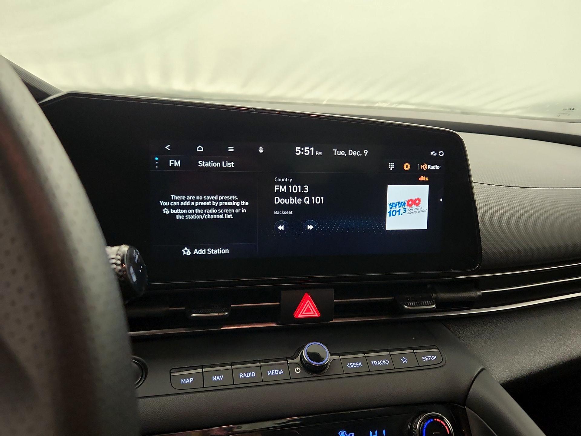 Thumbnail: 2023 Hyundai Elantra - 14