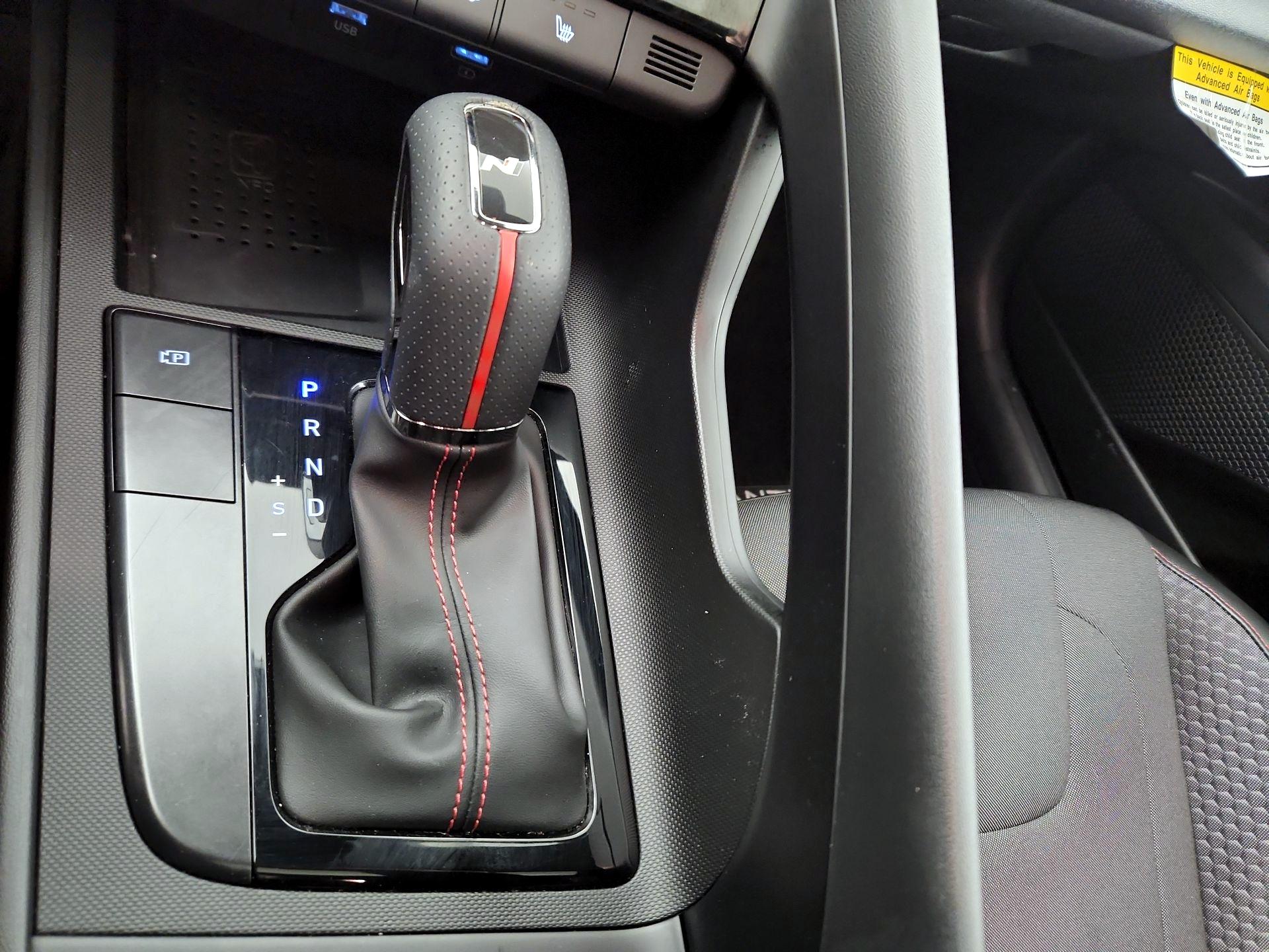 Thumbnail: 2023 Hyundai Elantra - 16