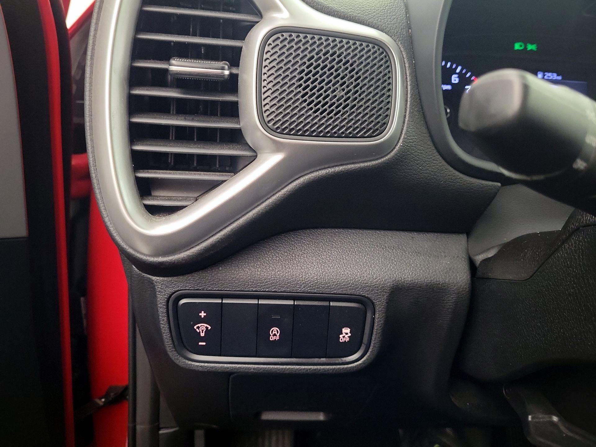 Thumbnail: 2022 Kia Soul - 11