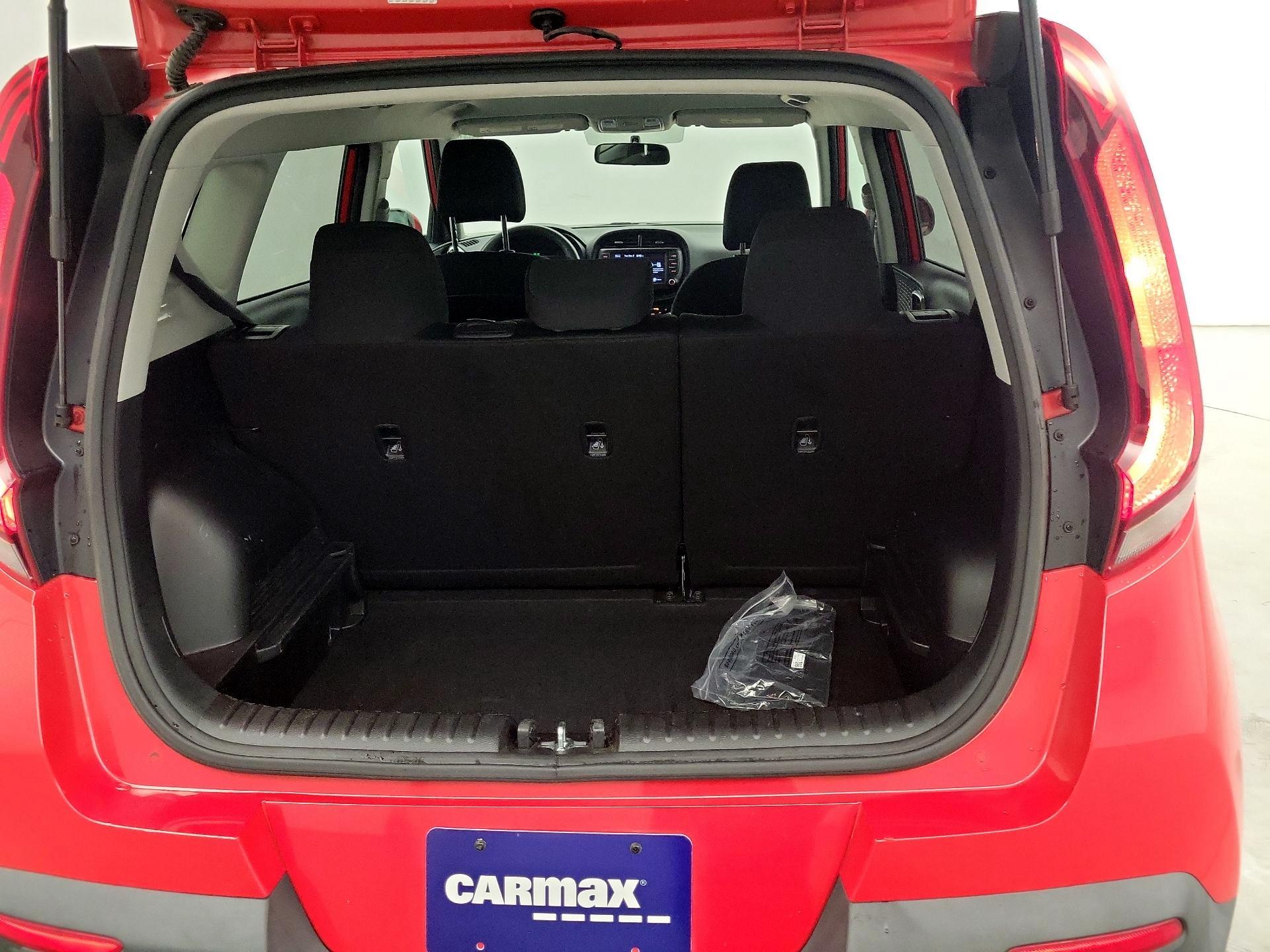 Thumbnail: 2022 Kia Soul - 18