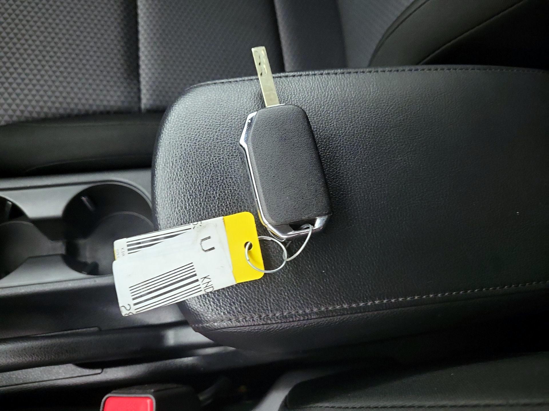 Thumbnail: 2022 Kia Soul - 20