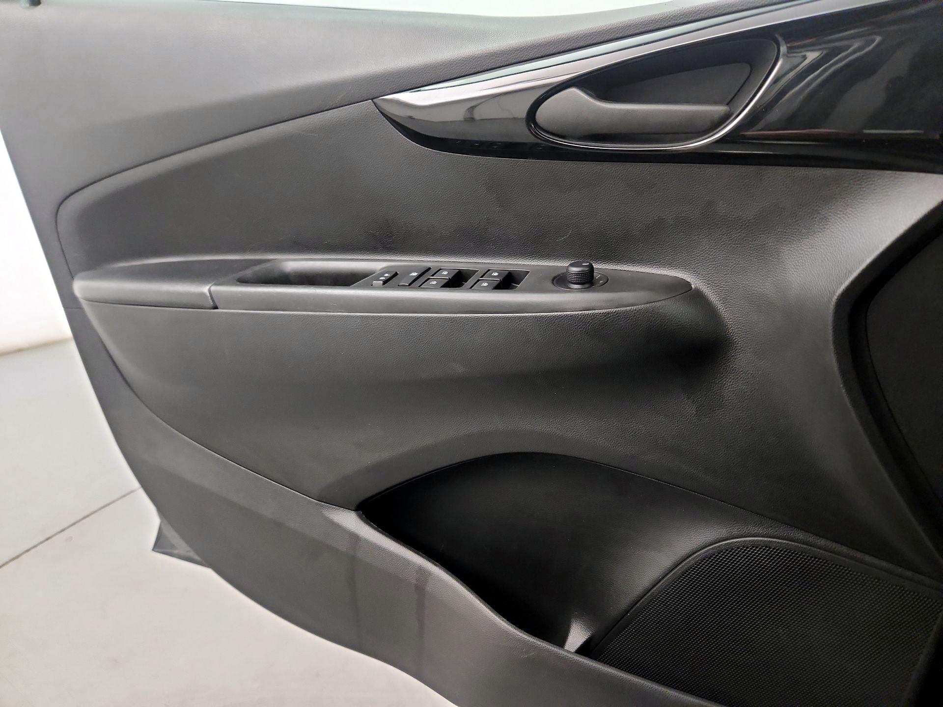 Thumbnail: 2021 Chevrolet Spark - 10