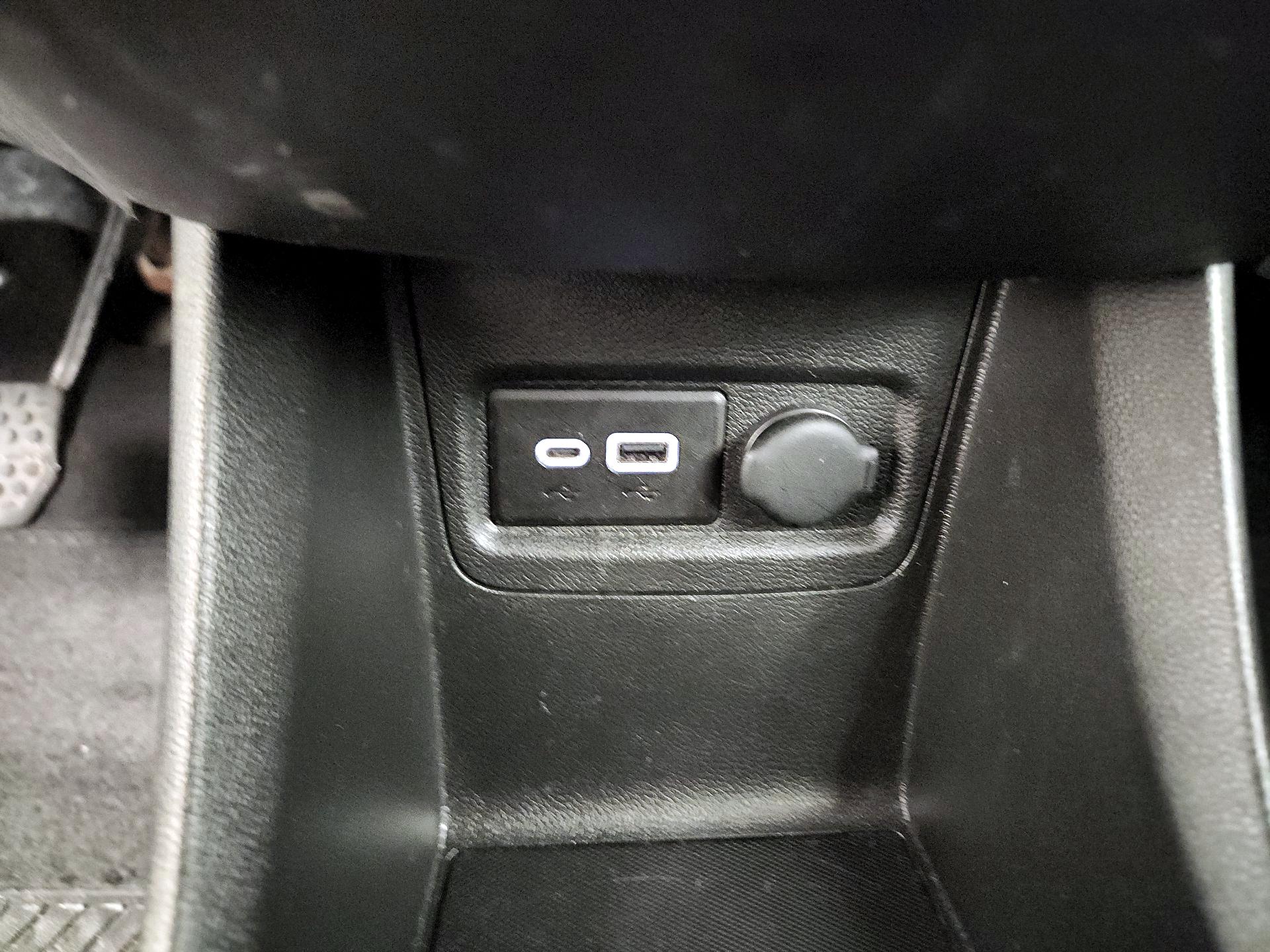 Thumbnail: 2021 Chevrolet Spark - 16