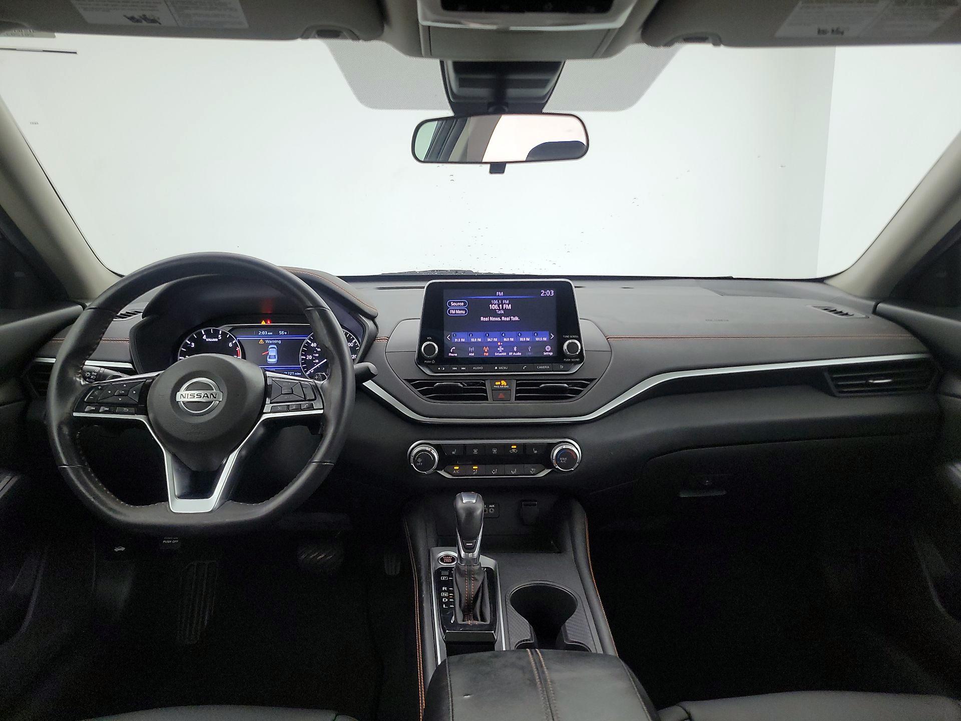 Thumbnail: 2020 Nissan Altima - 9