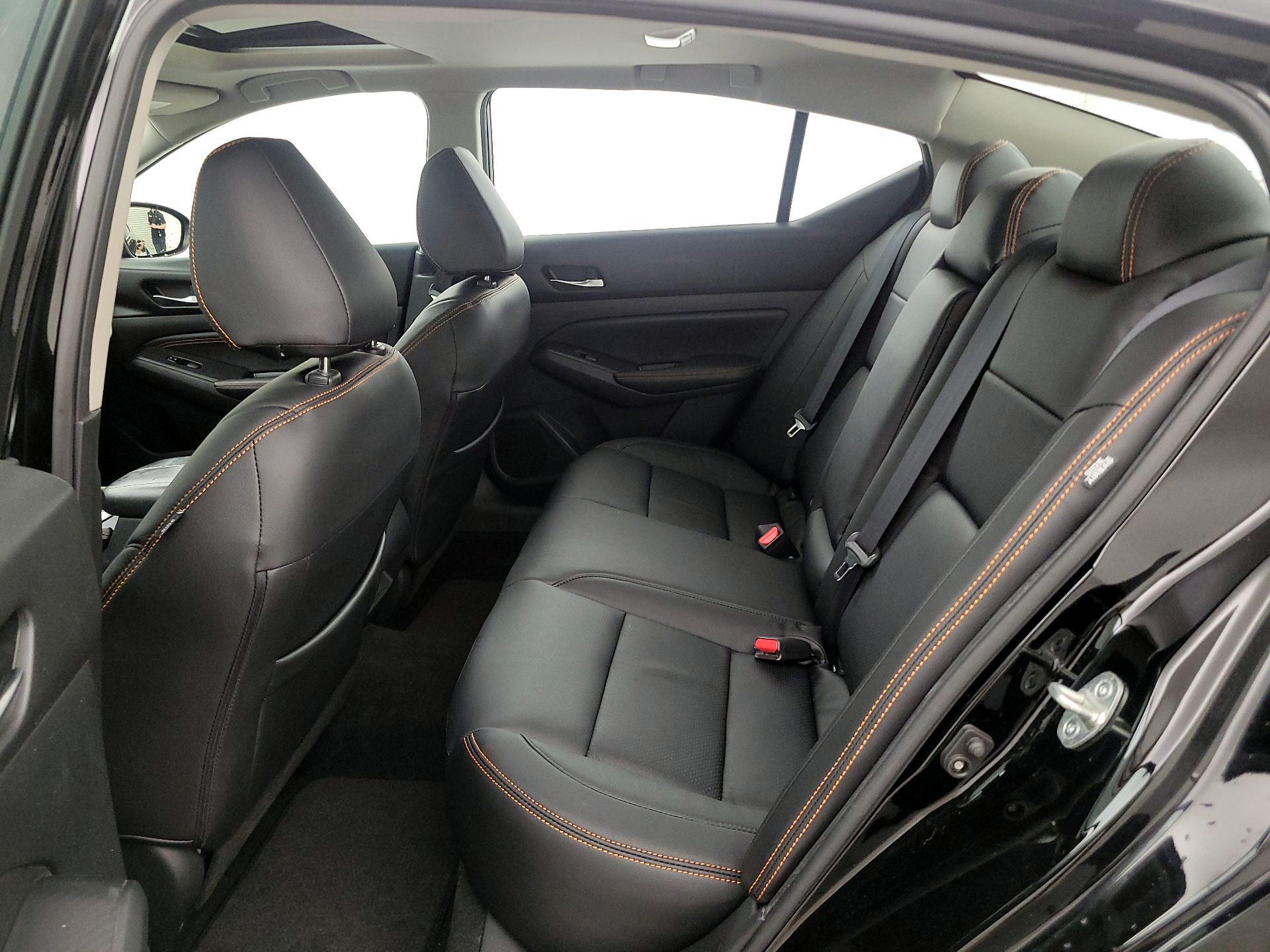 Thumbnail: 2020 Nissan Altima - 20