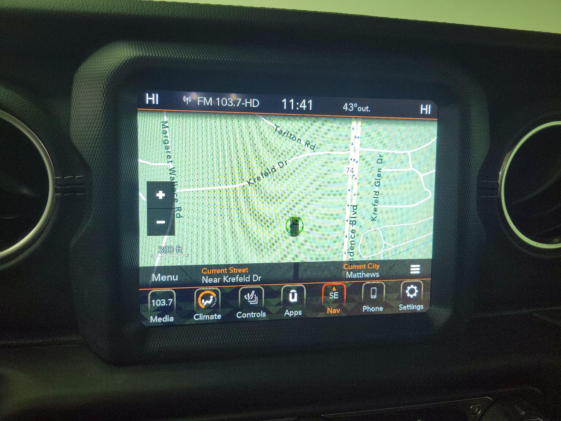 Thumbnail: 2021 Jeep Wrangler - 14