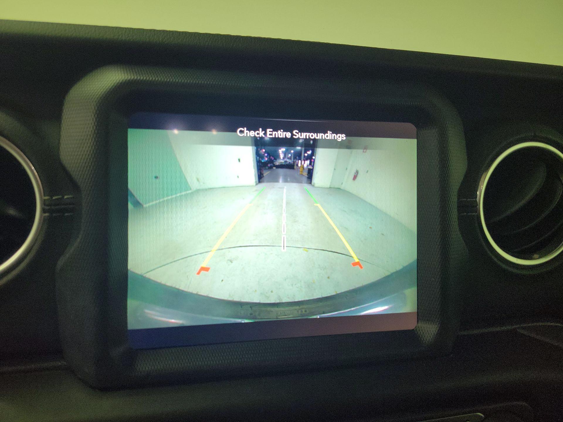 Thumbnail: 2021 Jeep Wrangler - 15