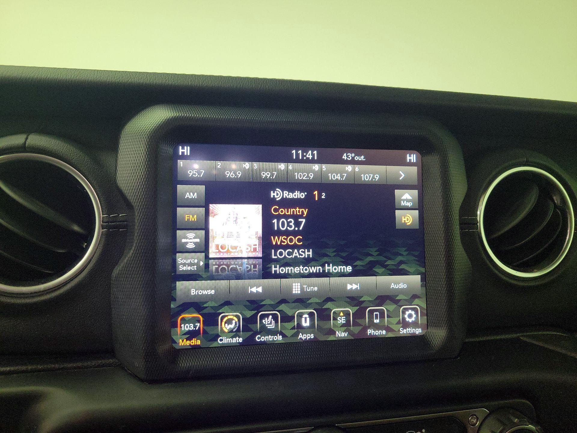 Thumbnail: 2021 Jeep Wrangler - 16