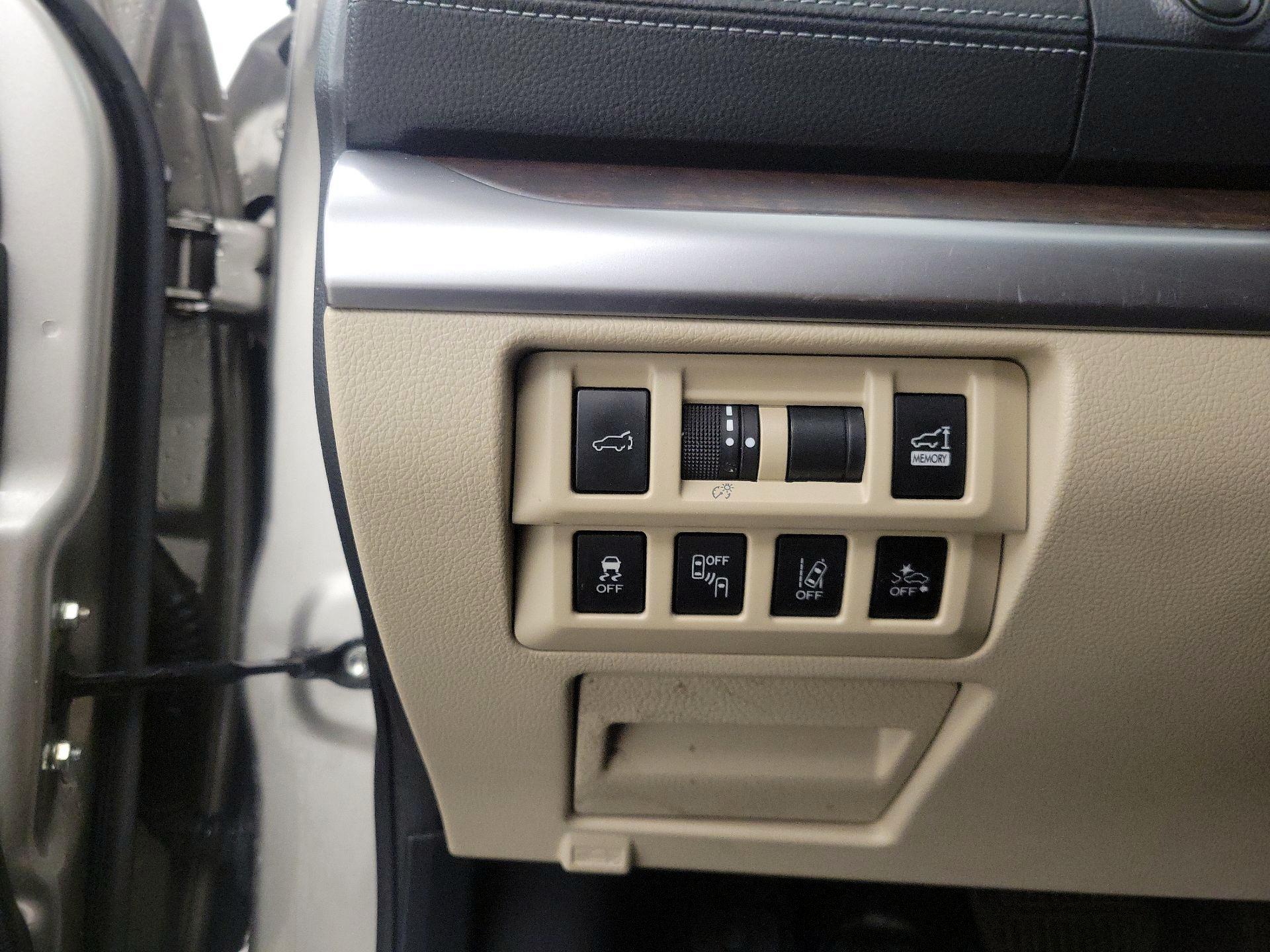 Thumbnail: 2018 Subaru Outback - 13