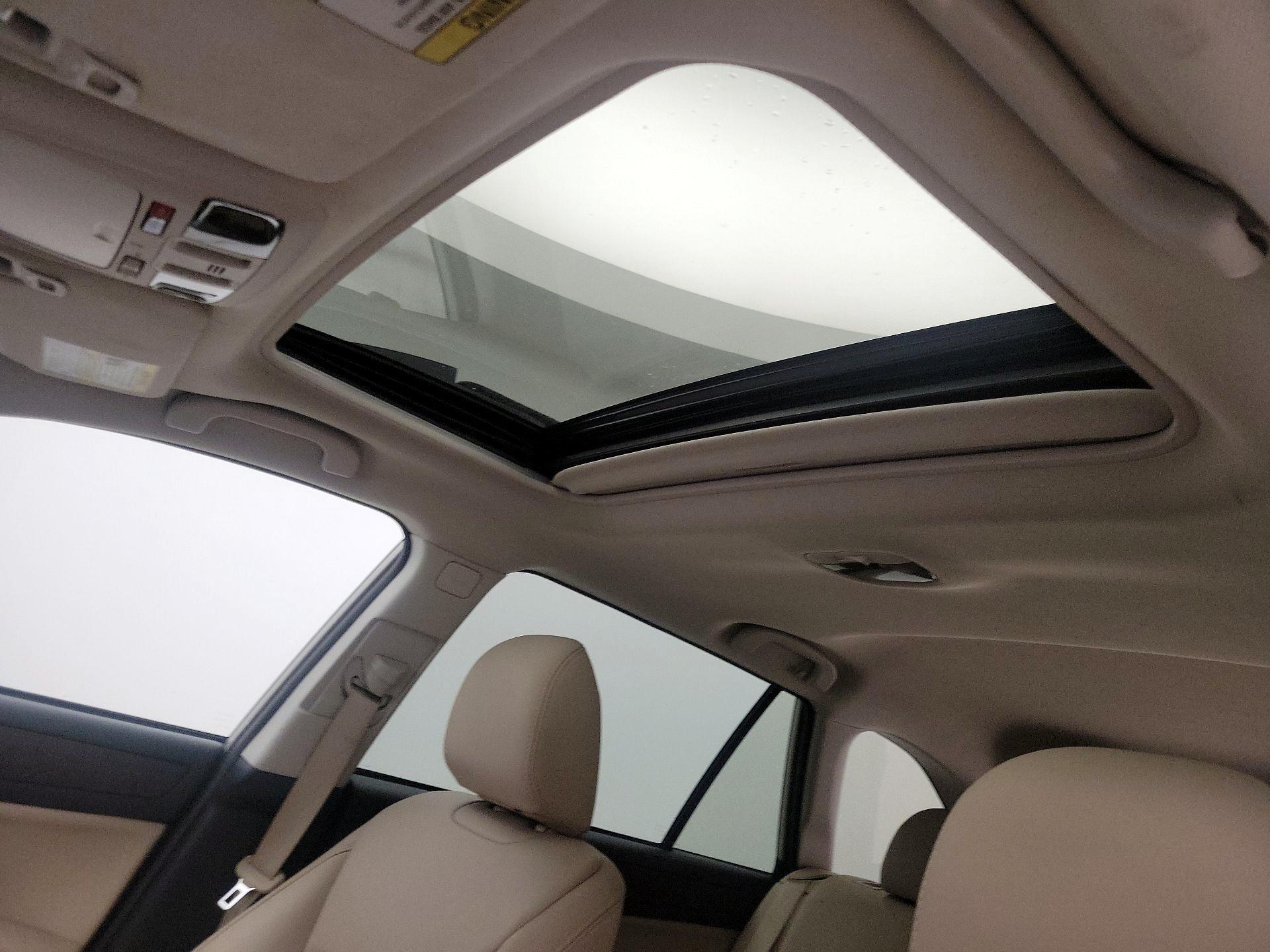 Thumbnail: 2018 Subaru Outback - 19