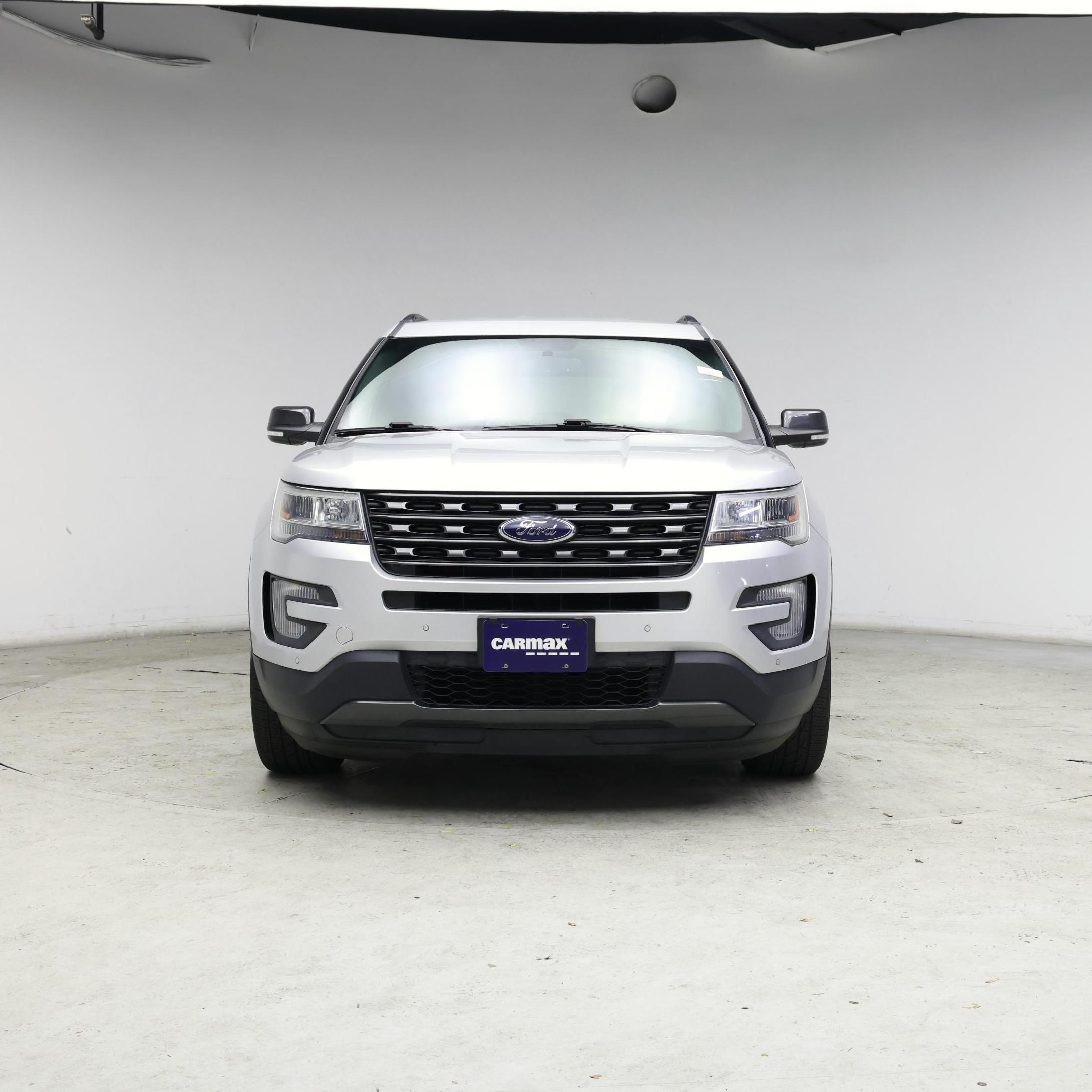 Thumbnail: 2017 Ford Explorer - 5