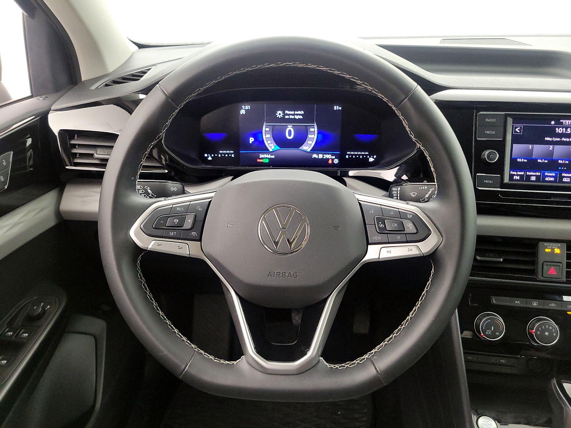 Thumbnail: 2024 Volkswagen Taos - 10