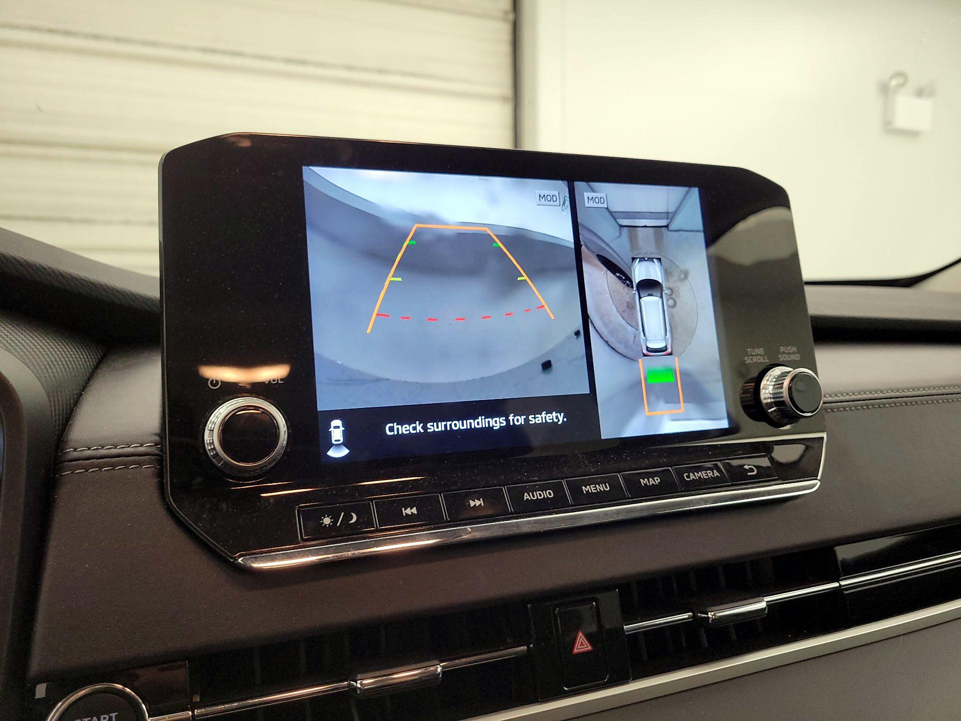 Thumbnail: 2024 Mitsubishi Outlander - 14