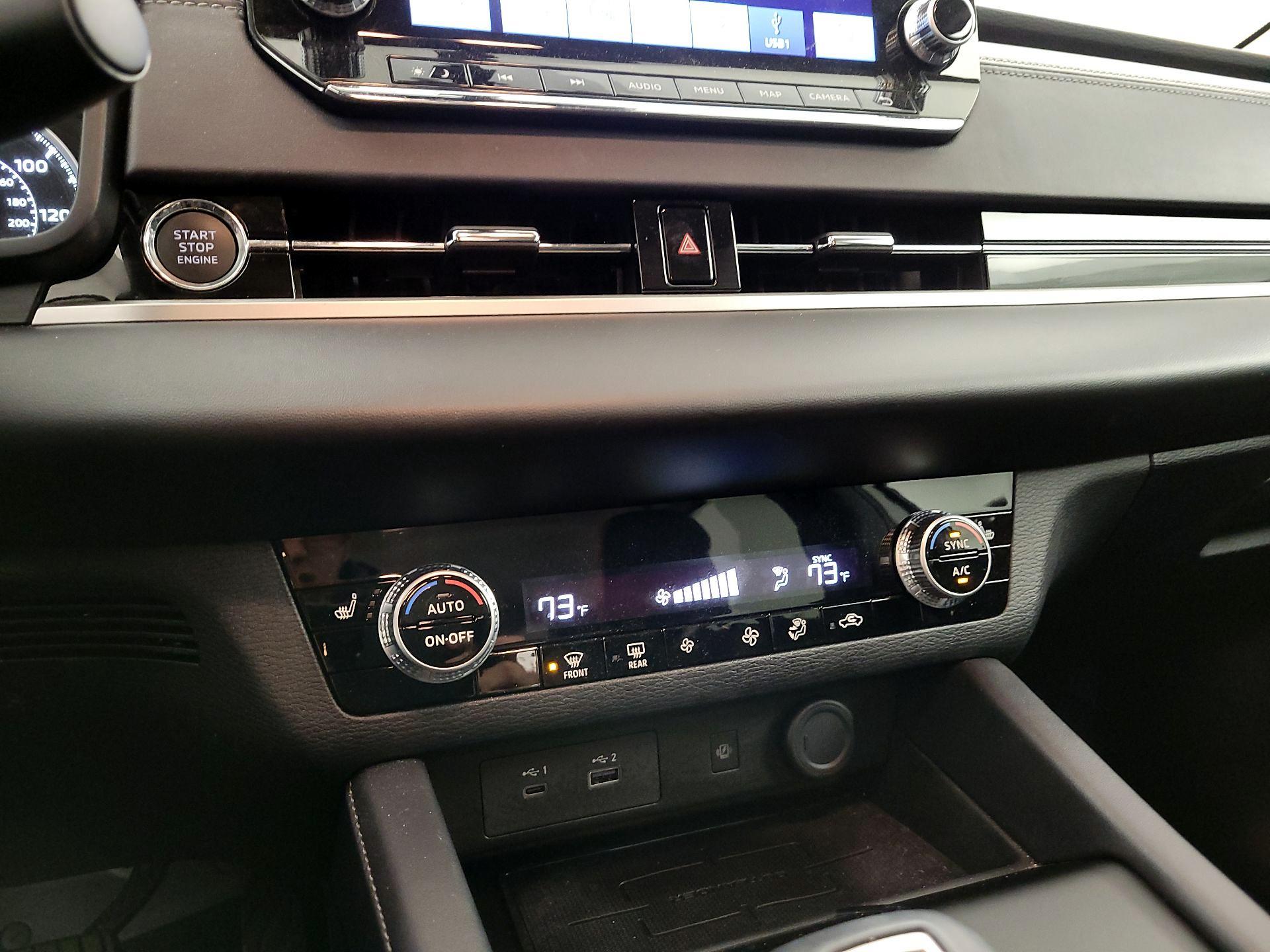 Thumbnail: 2024 Mitsubishi Outlander - 16