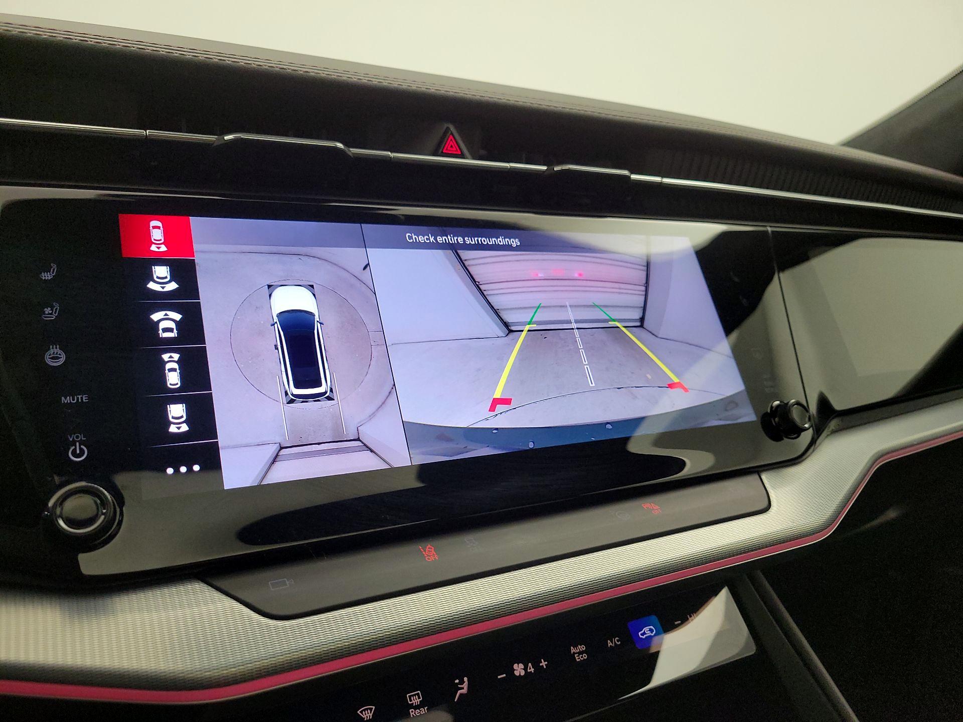 Thumbnail: 2024 Jeep Wagoneer S - 14