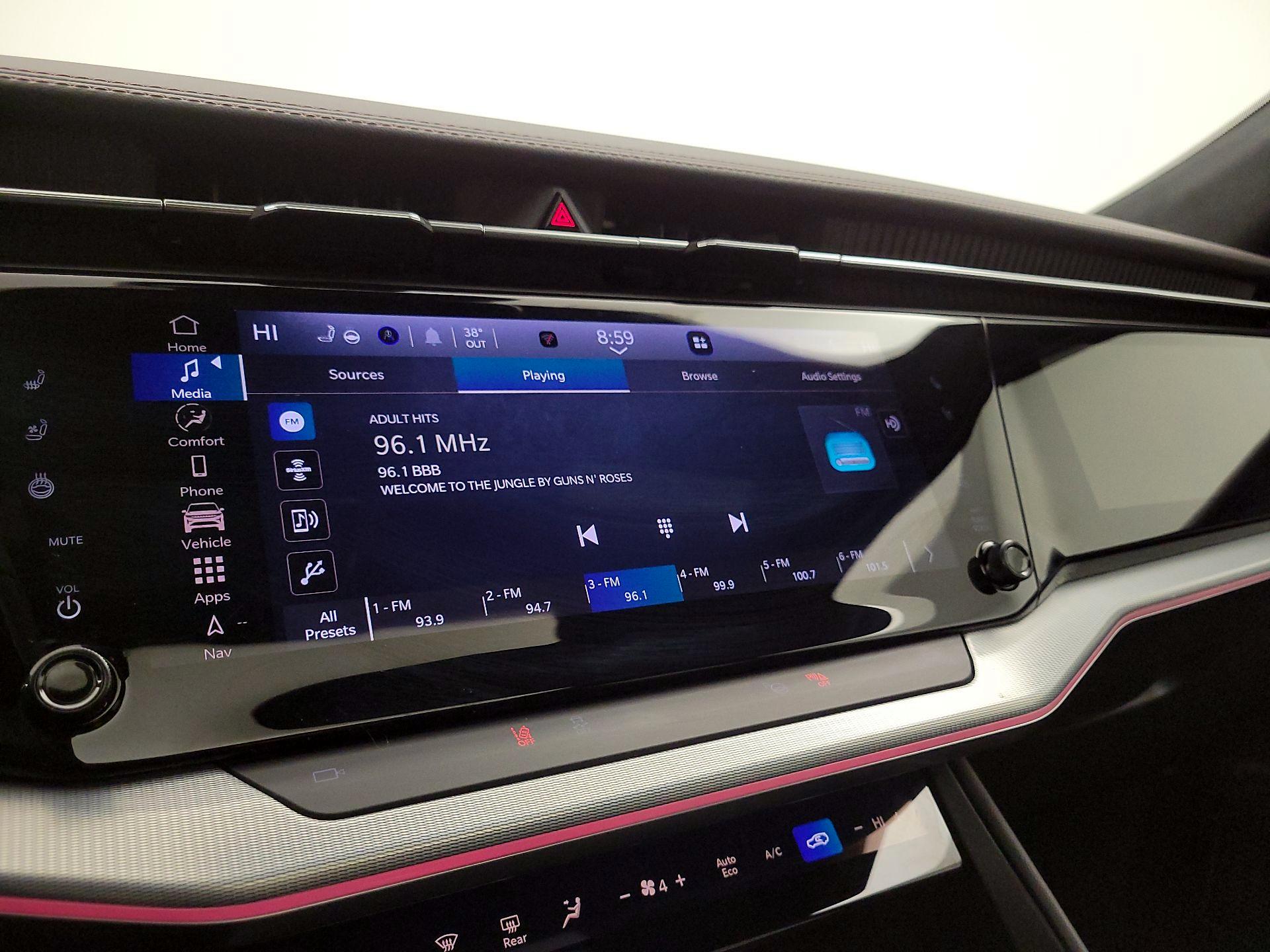 Thumbnail: 2024 Jeep Wagoneer S - 15