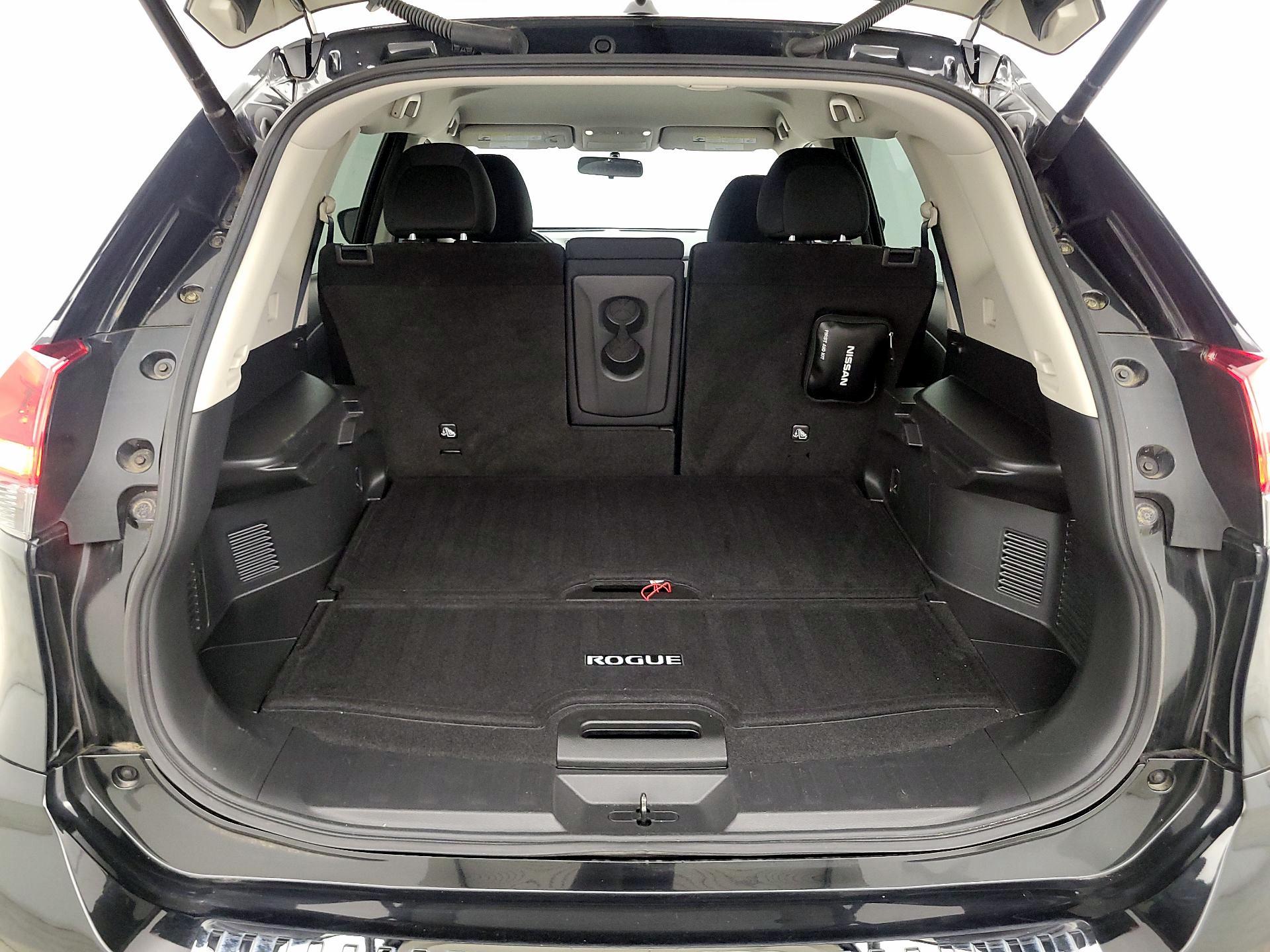 Thumbnail: 2018 Nissan Rogue - 20