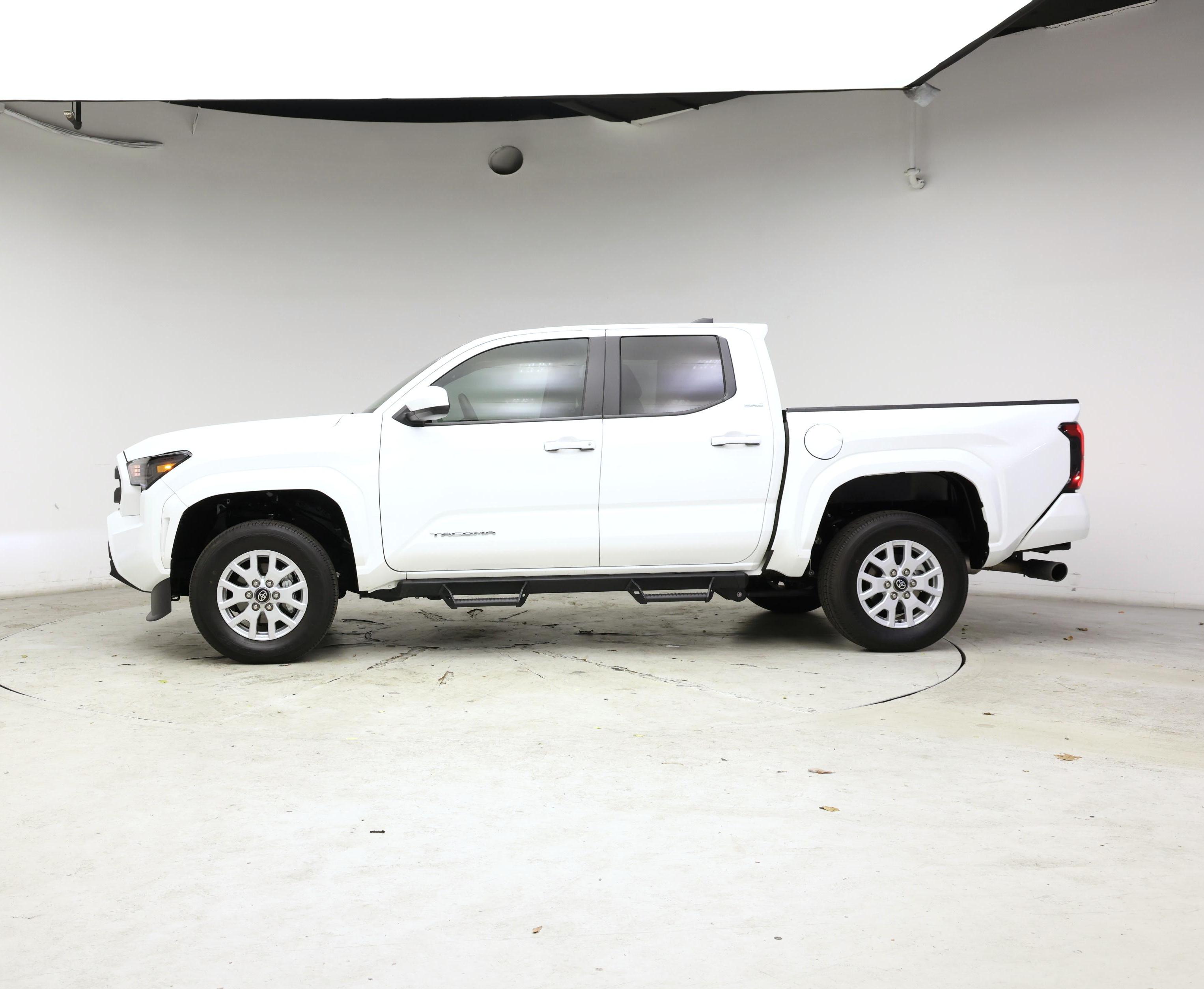 Thumbnail: 2025 Toyota Tacoma - 3