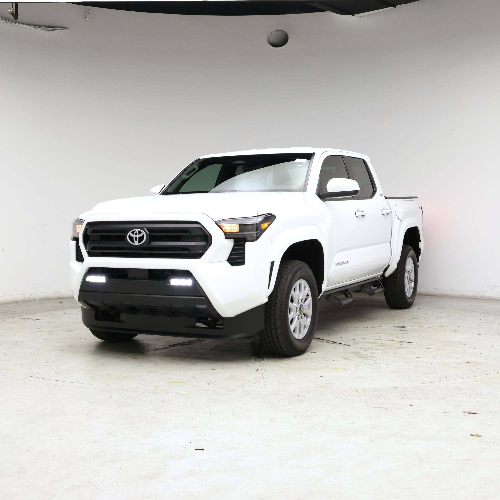 Thumbnail: 2025 Toyota Tacoma - 4