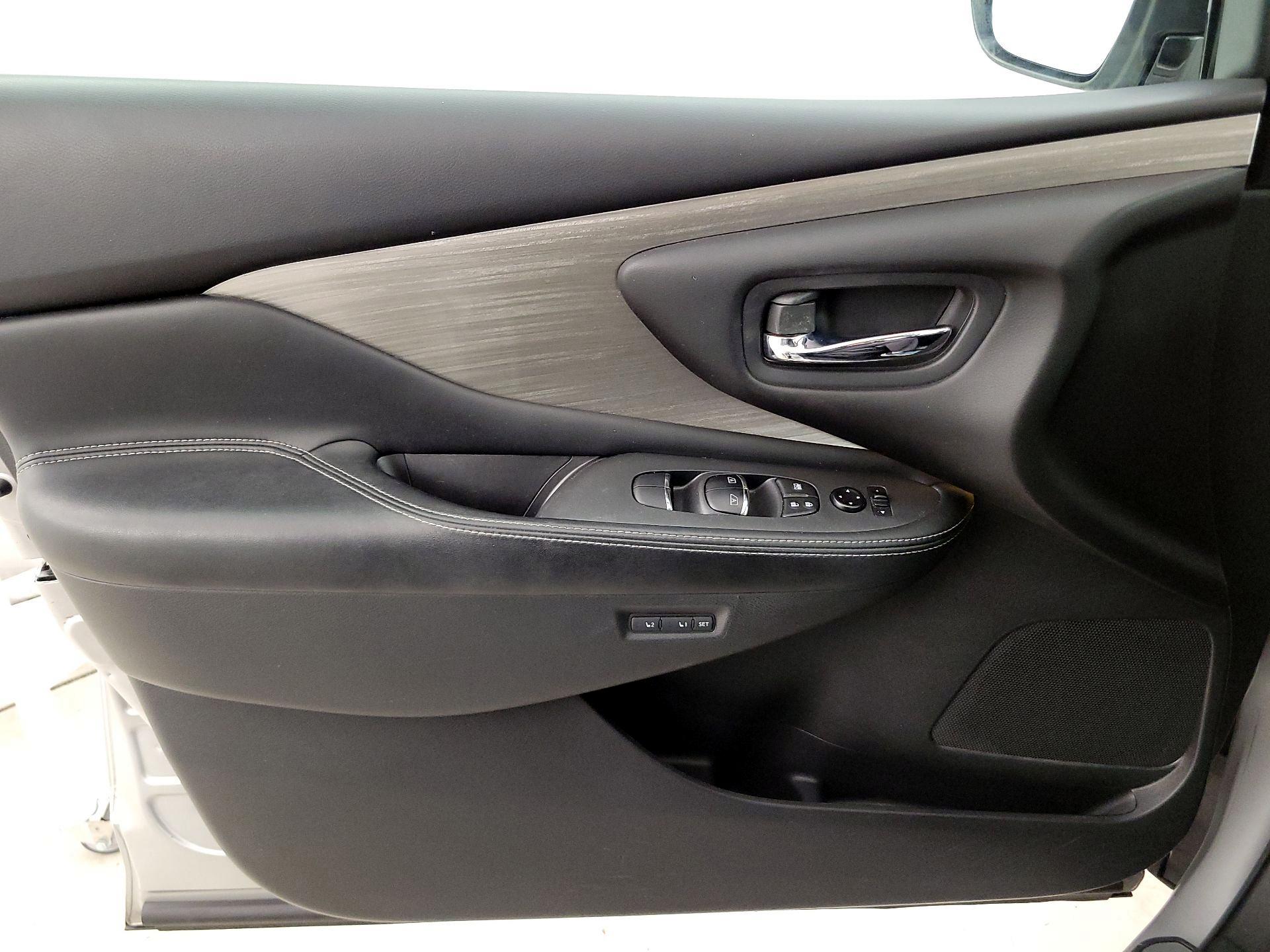 Thumbnail: 2016 Nissan Murano - 12