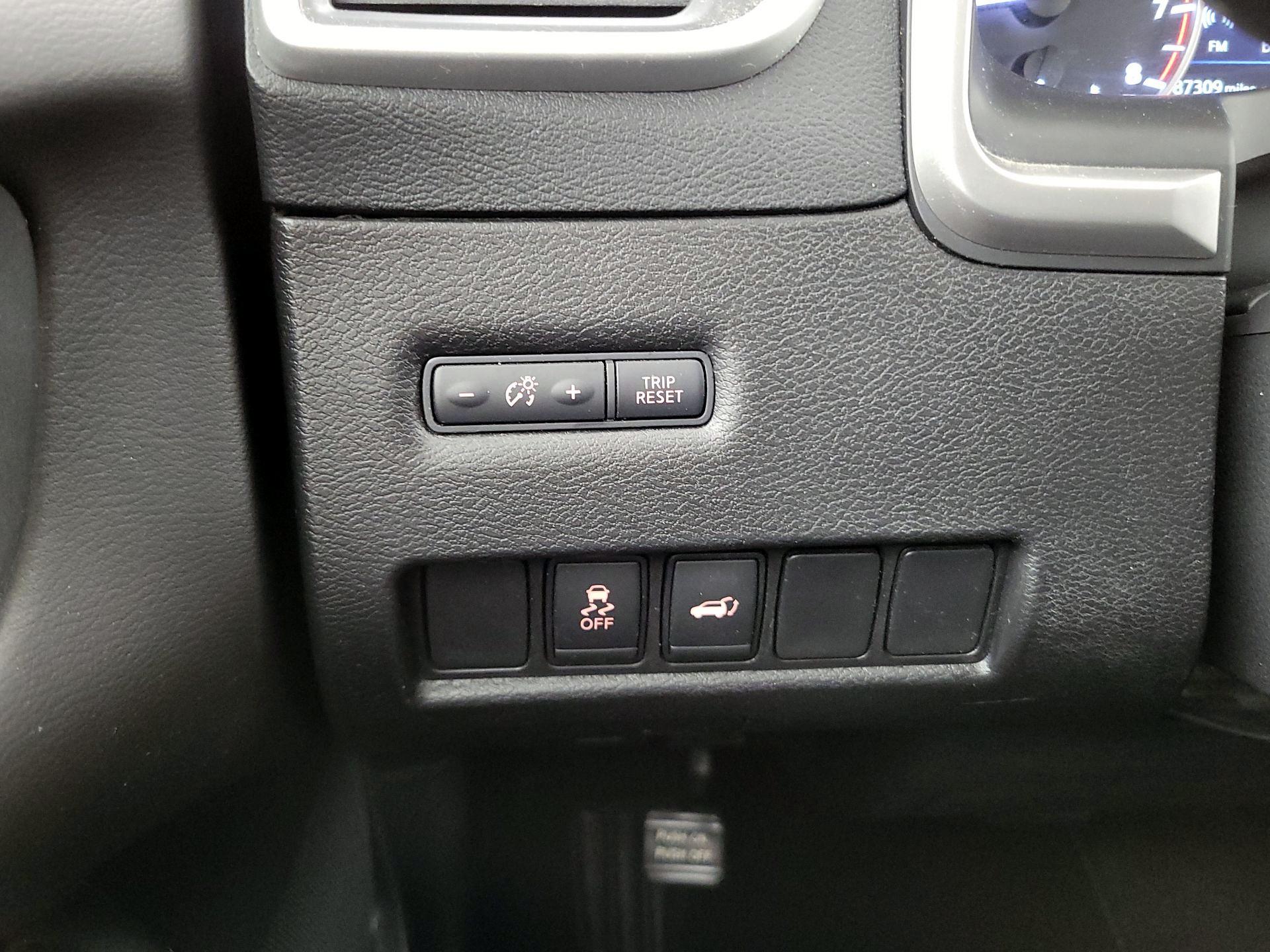 Thumbnail: 2016 Nissan Murano - 13