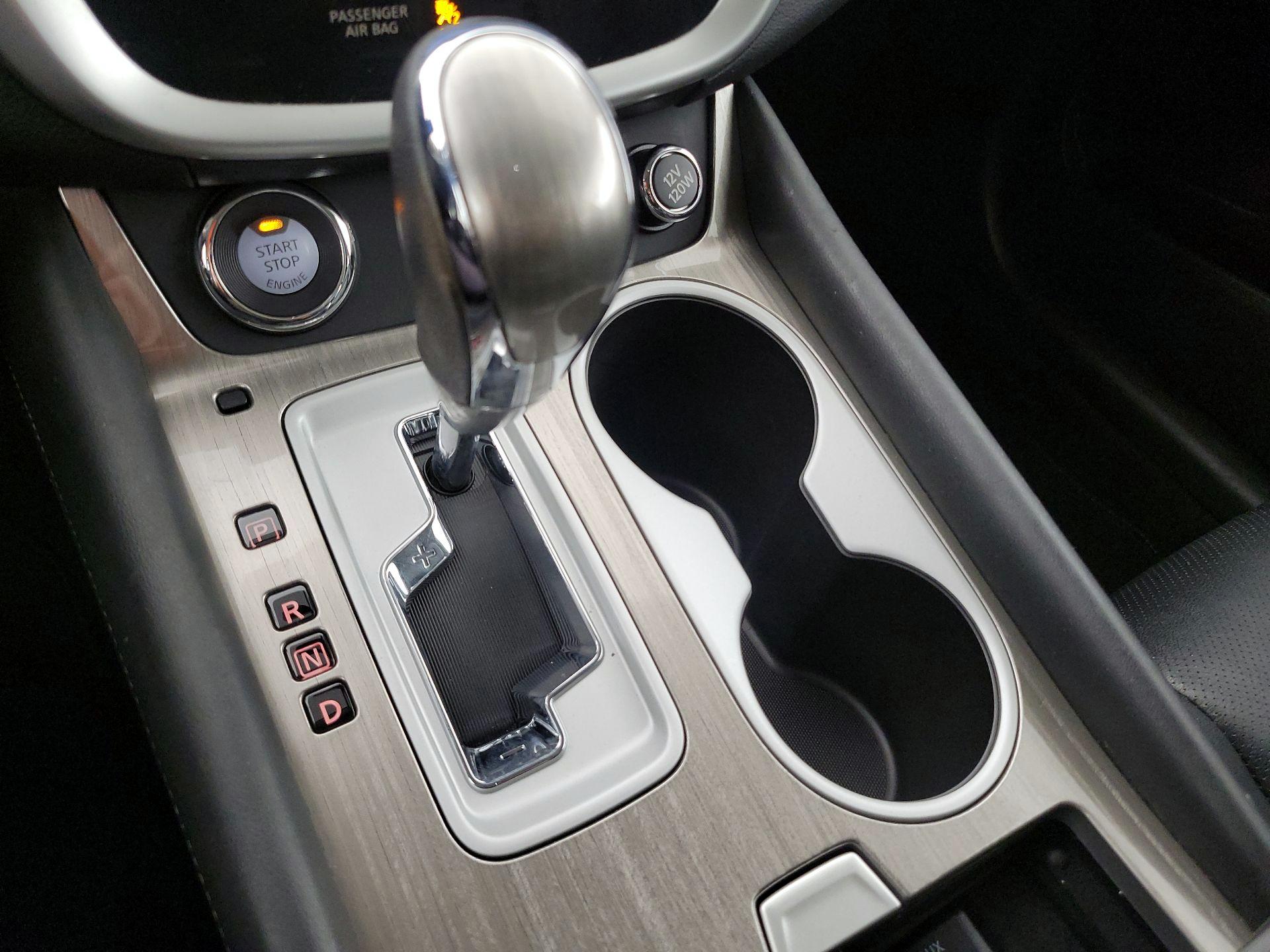 Thumbnail: 2016 Nissan Murano - 18