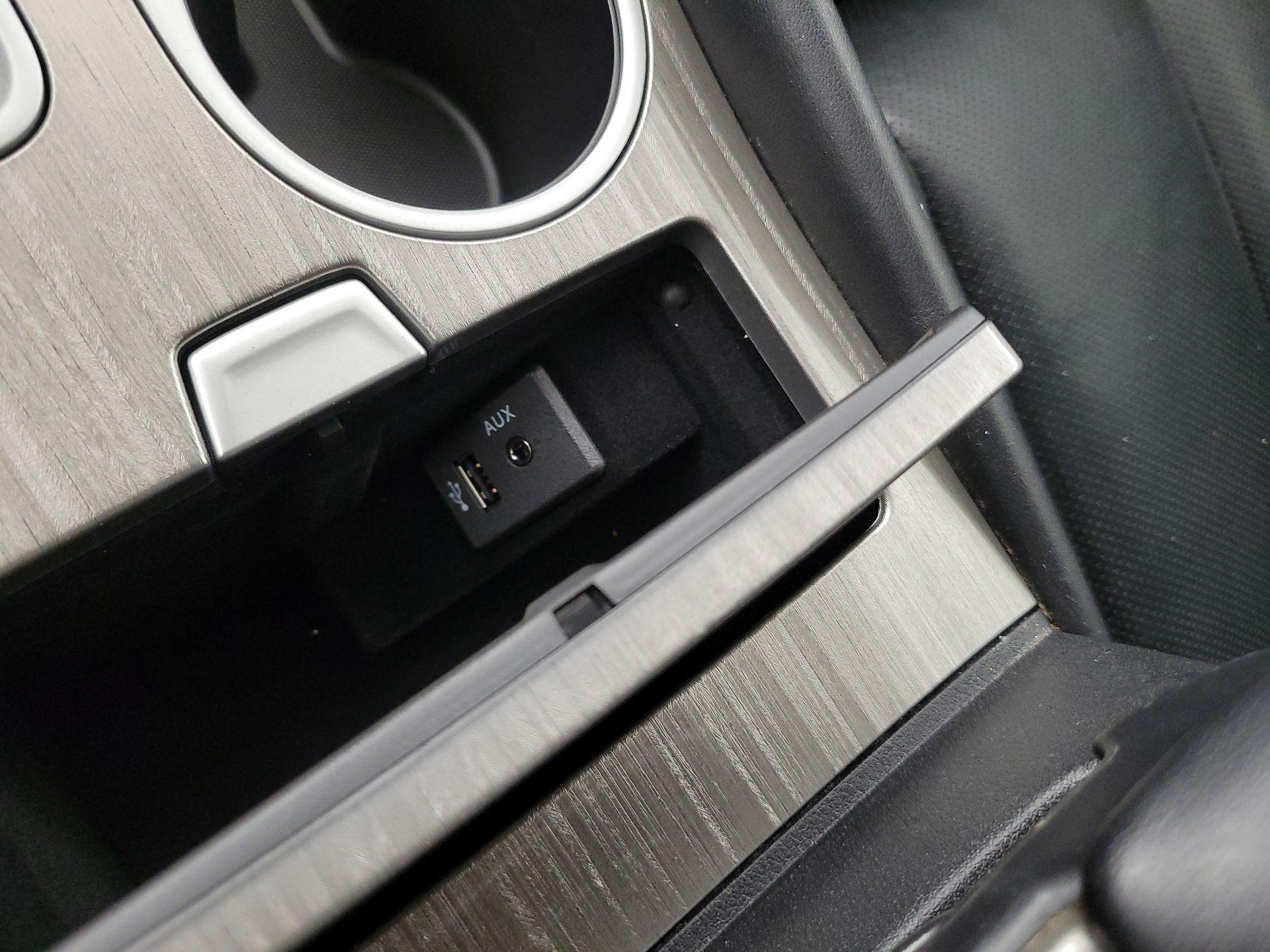 Thumbnail: 2016 Nissan Murano - 19