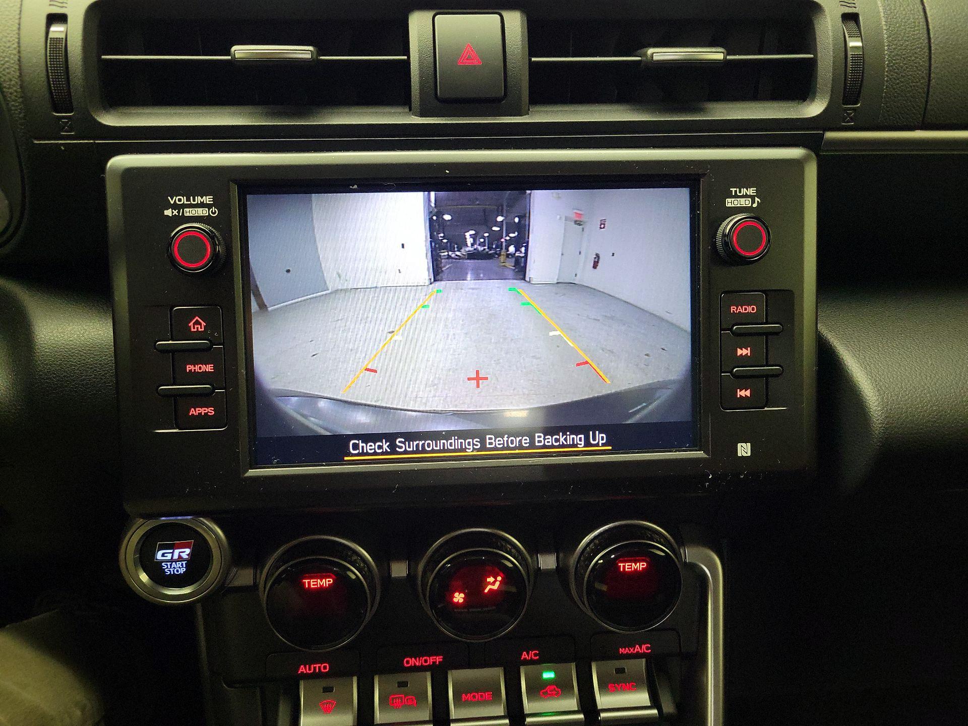 Thumbnail: 2025 Toyota GR86 - 14