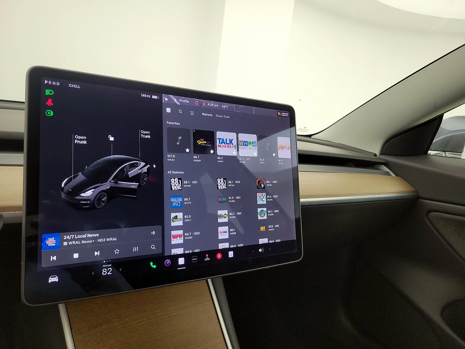 Thumbnail: 2019 Tesla Model 3 - 15